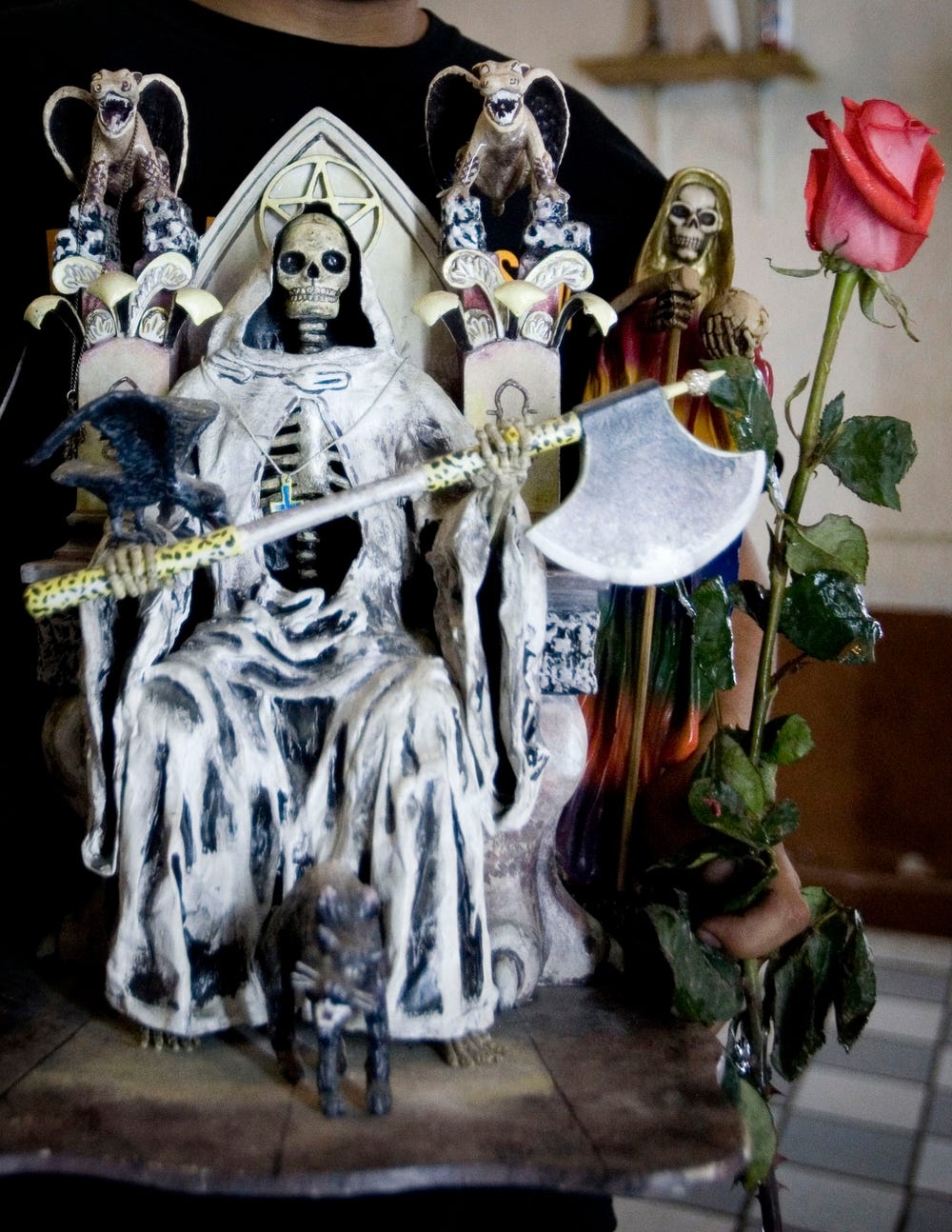 1000x1300 What Is Santa Muerte?, Phone