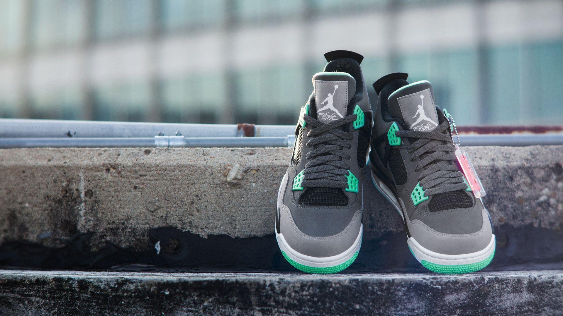 1920x1080 Weekly Wallpaper: Air Jordan 4 "Green Glow", Desktop