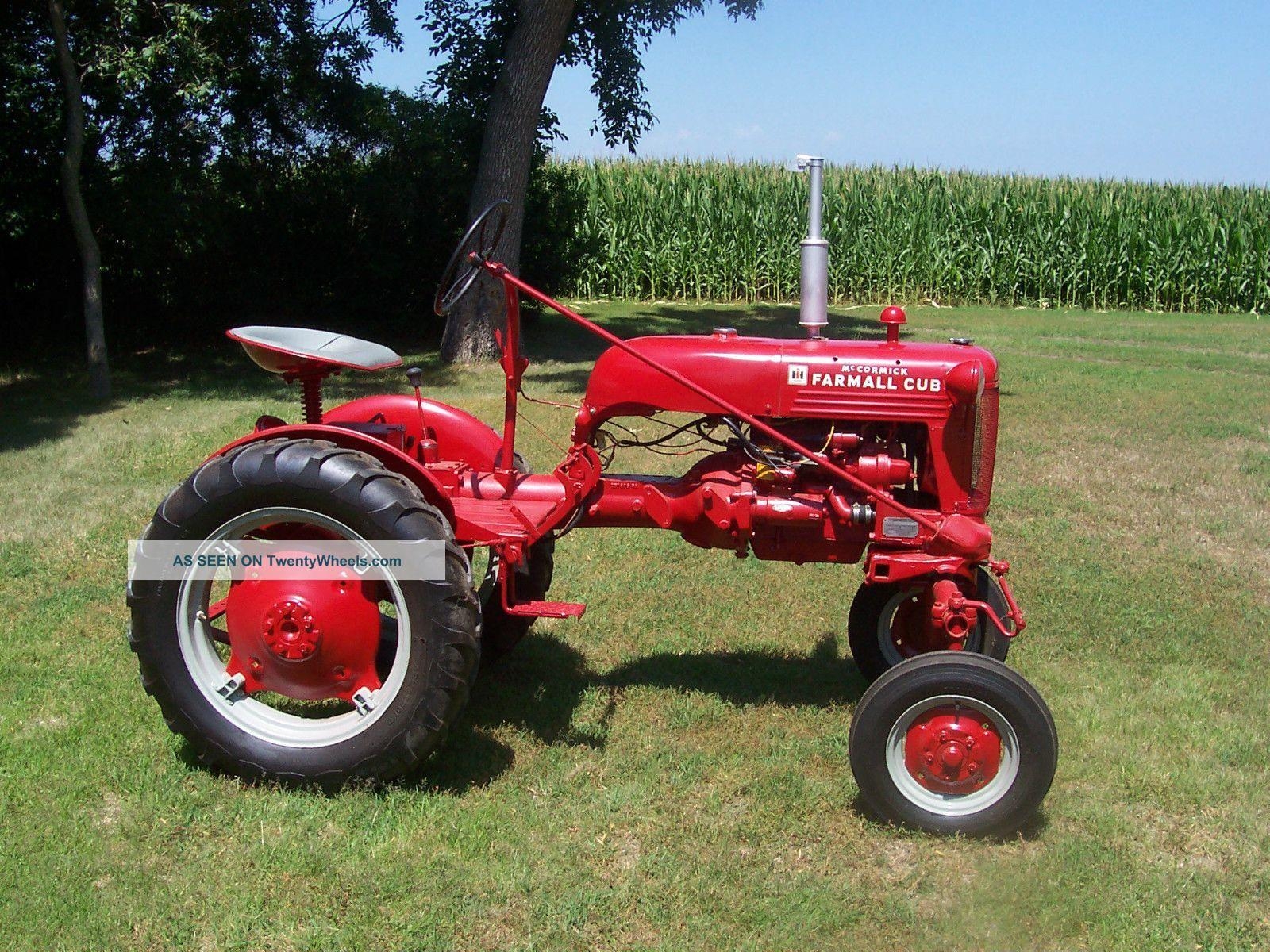 1600x1200 Farmall Mccormick Antique 1944 Tractor. HD Walls. Find, Desktop