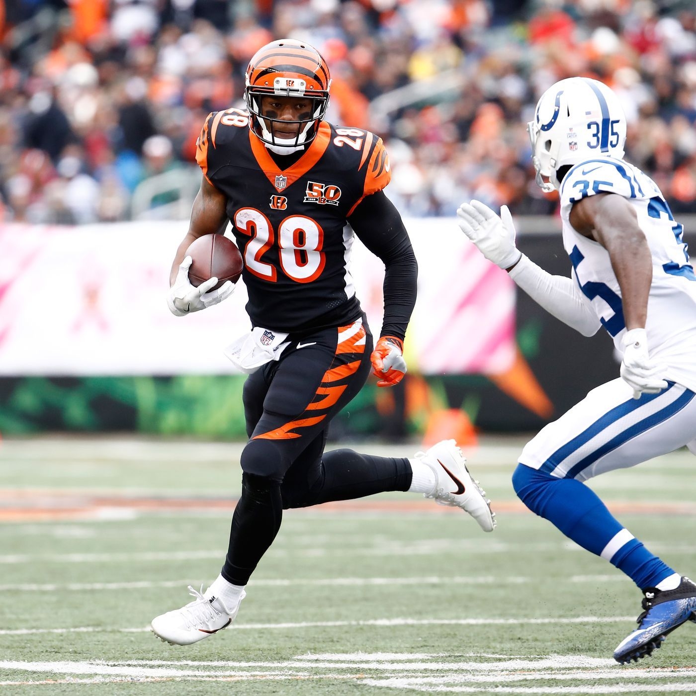 1400x1400 Joe Mixon exits but returns in Bengals vs. Ravens Thursday night, Phone