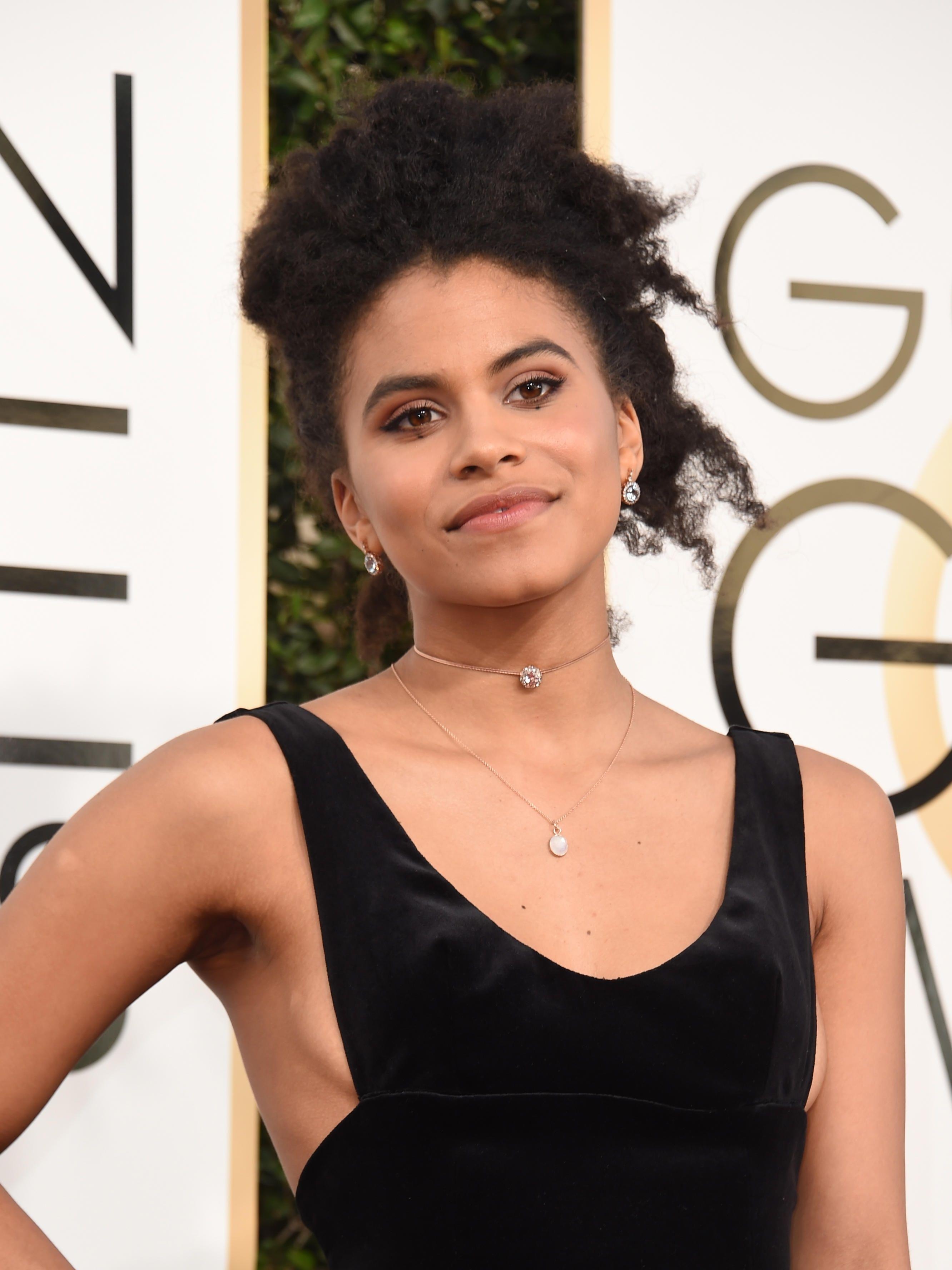 2670x3560 Zazie Beetz, Phone