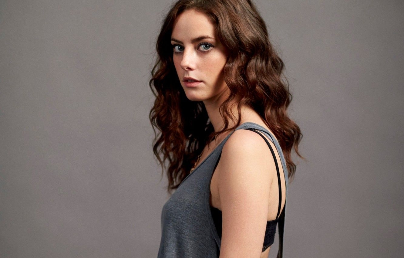 1340x850 Wallpaper portrait, actress, Kaya Scodelario image for desktop, Desktop
