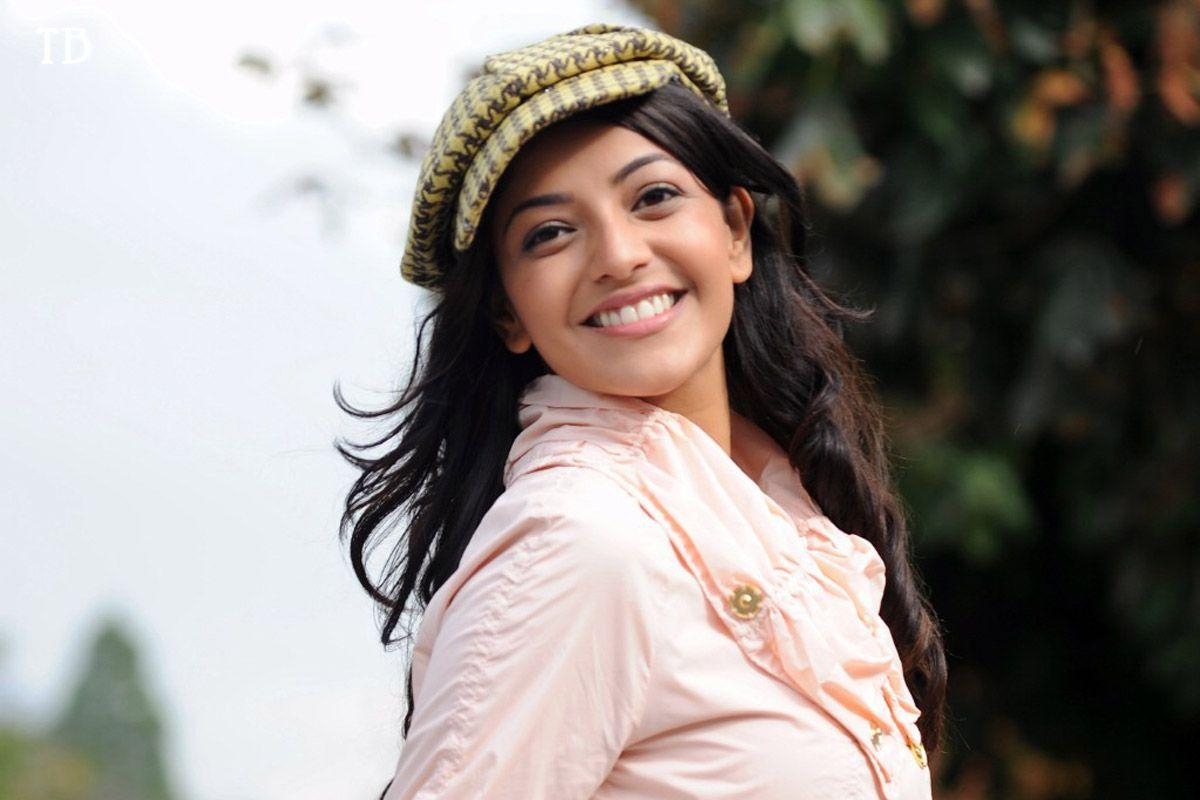 1200x800 Kajal Aggarwal HD Background Wallpaper 11247, Desktop