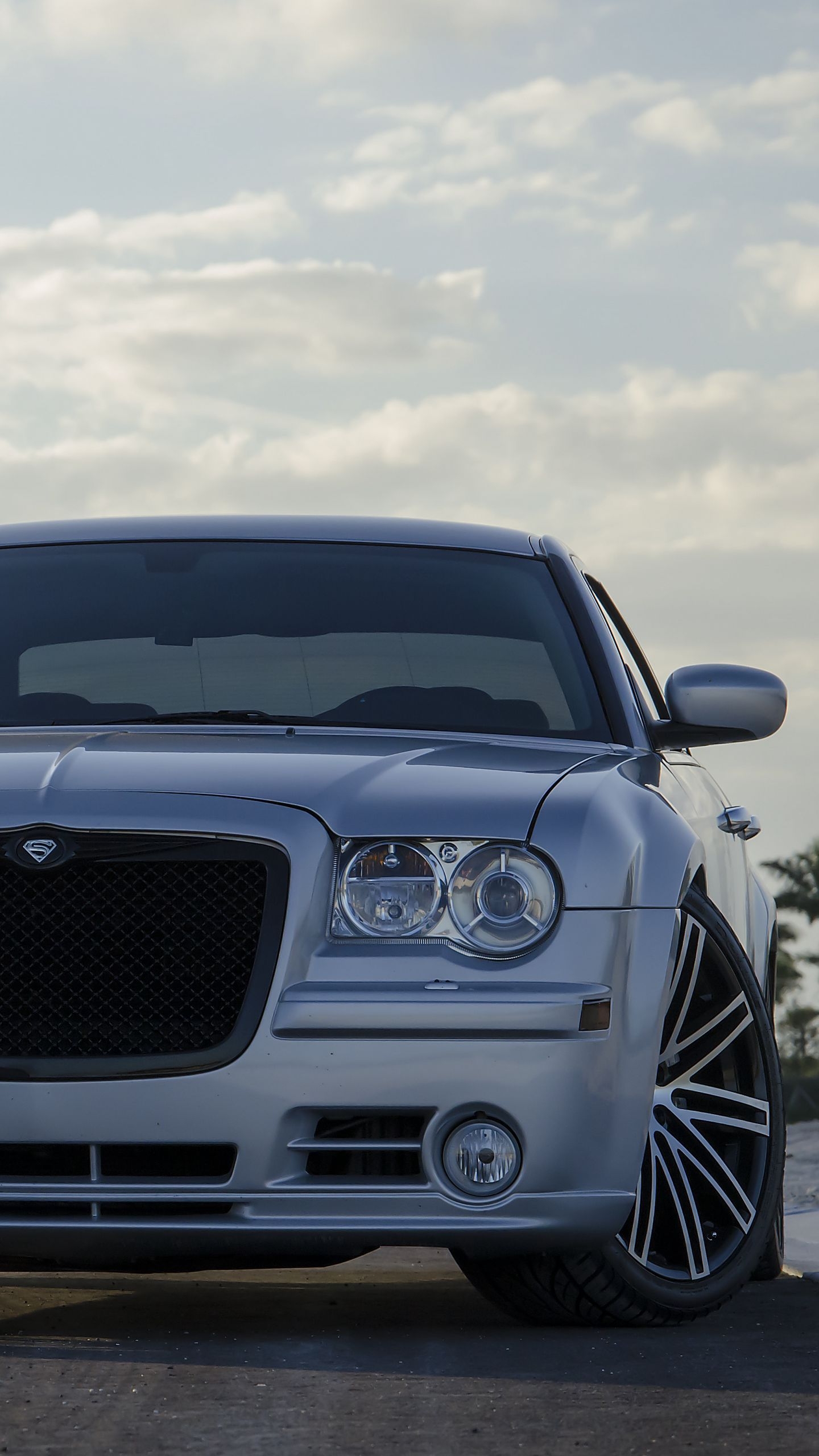 1440x2560 Download wallpaper  chrysler 300c srt chrysler, front, Phone