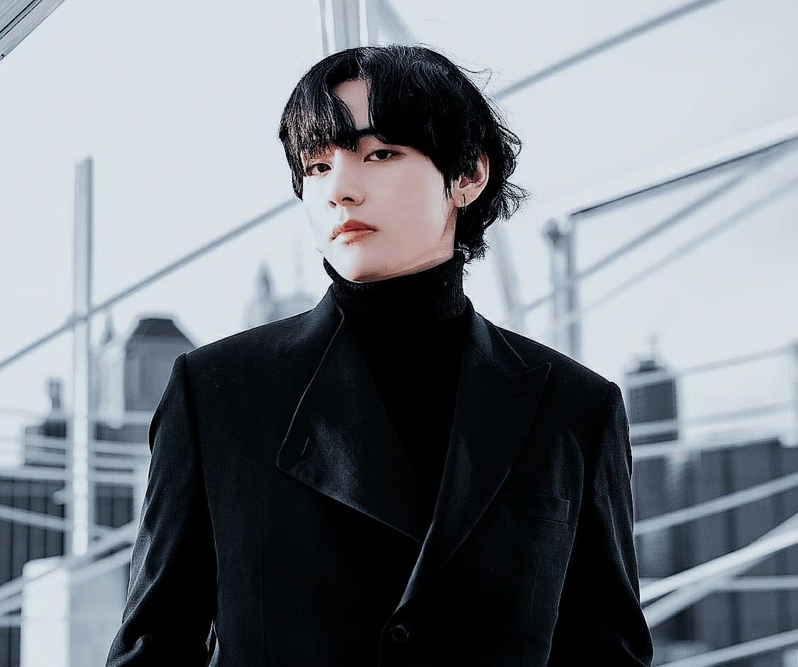 1130x940 Dress All Black With BTS V: These Killer Looks Of Him Are Super Cool & Sassy, Check Out, Desktop