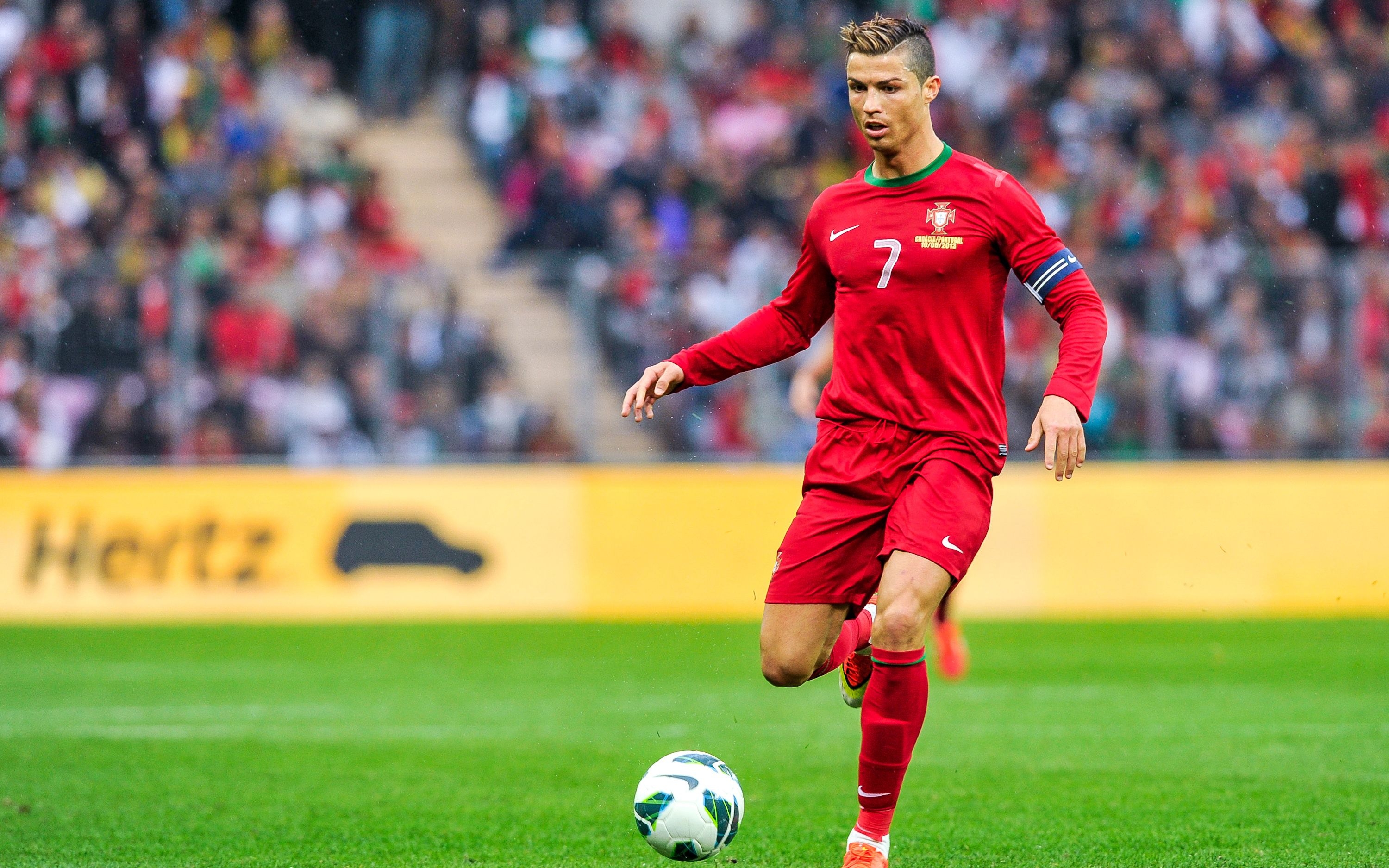 3000x1880 Cristiano Ronaldo UHD Wallpaper, Desktop