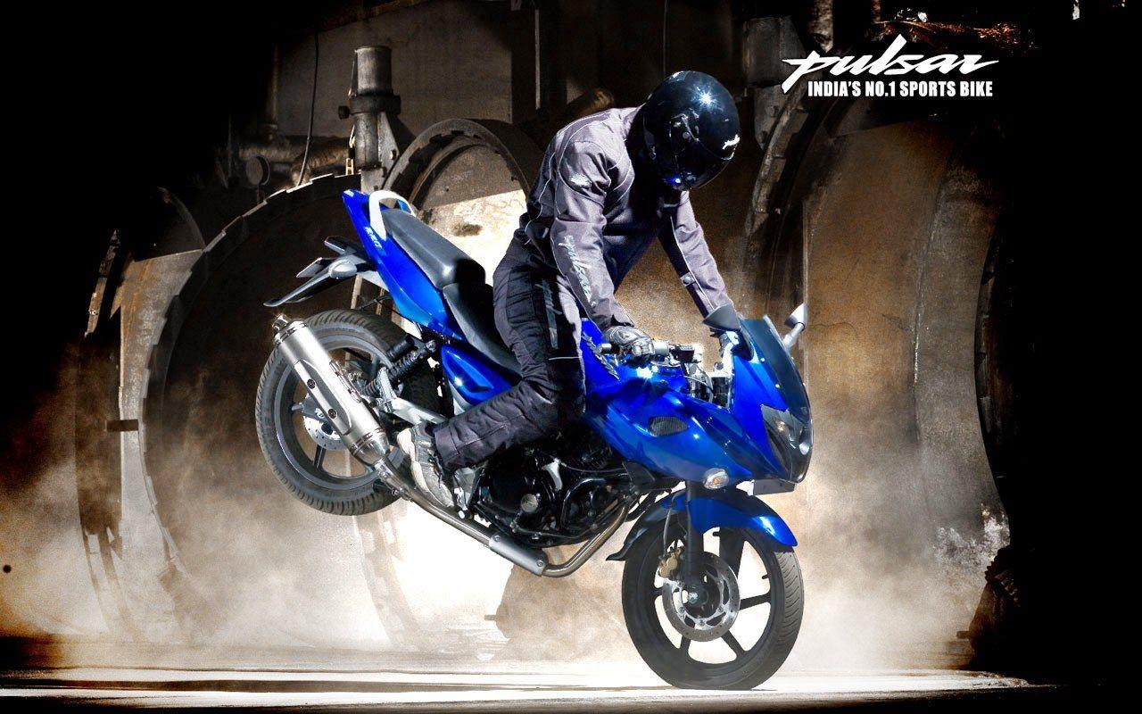 1280x800 Bajaj Pulsar 220 Stunt Mania Bajaj_Pulsar_Stunt_Mania_, Desktop