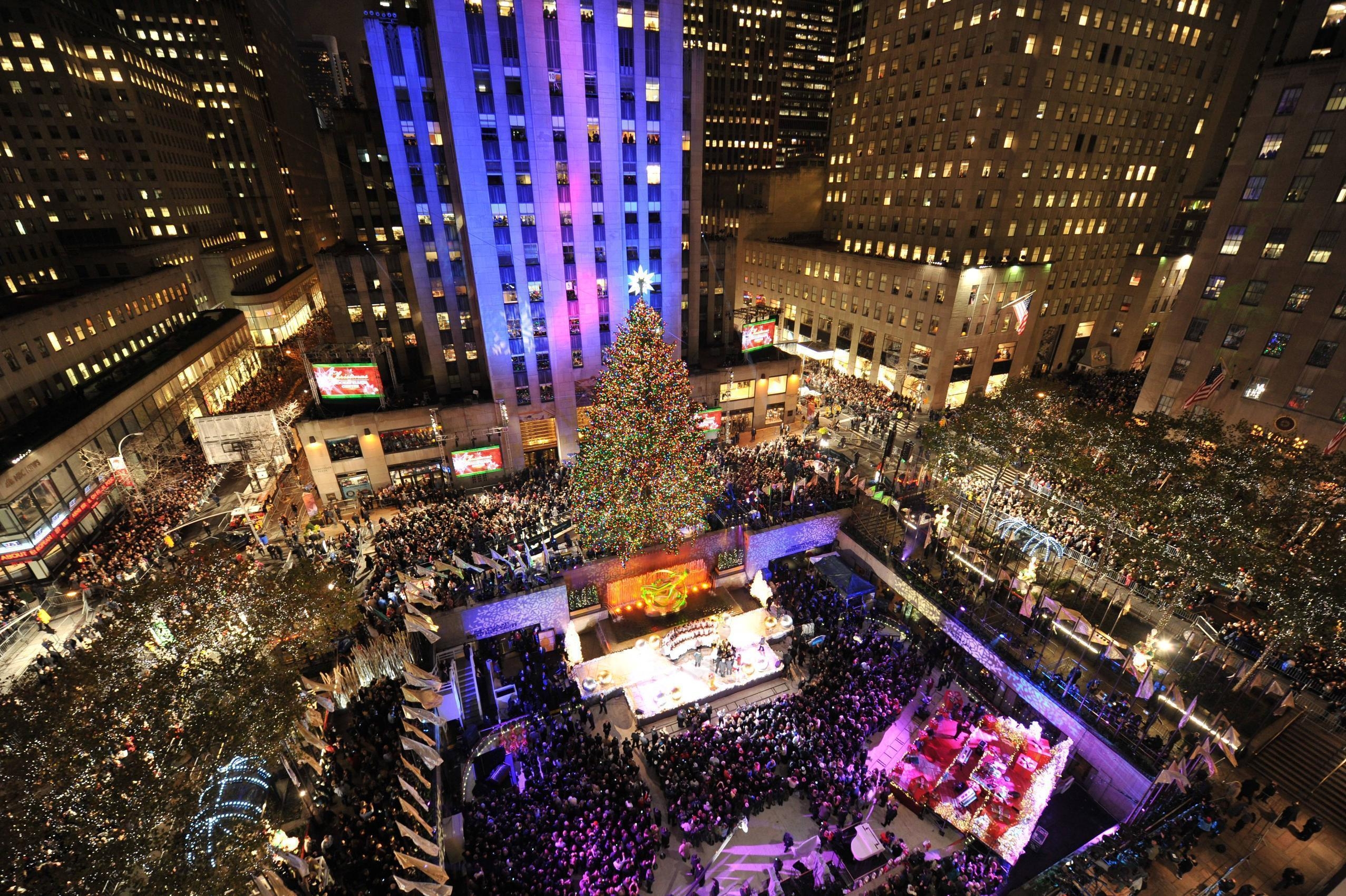 2560x1700 new york city christmas time. HD Wallpaper and Download Free, Desktop