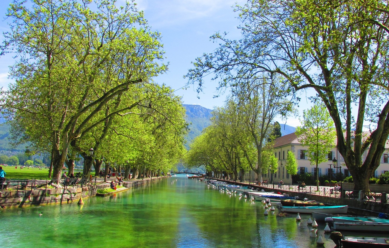 1340x850 Wallpaper summer, the city, lake, France, boats, channel, Annecy, the lake of Annecy image for desktop, section город, Desktop