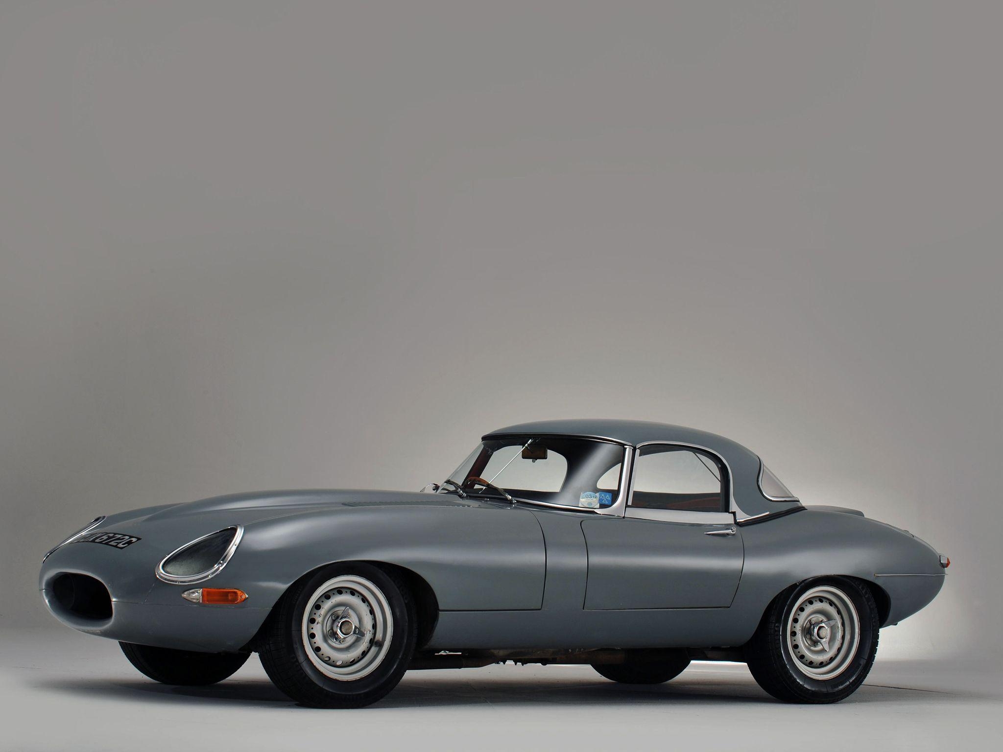 2050x1540 Jaguar E Type Lightweight Roadster Series I Supercar Race, Desktop