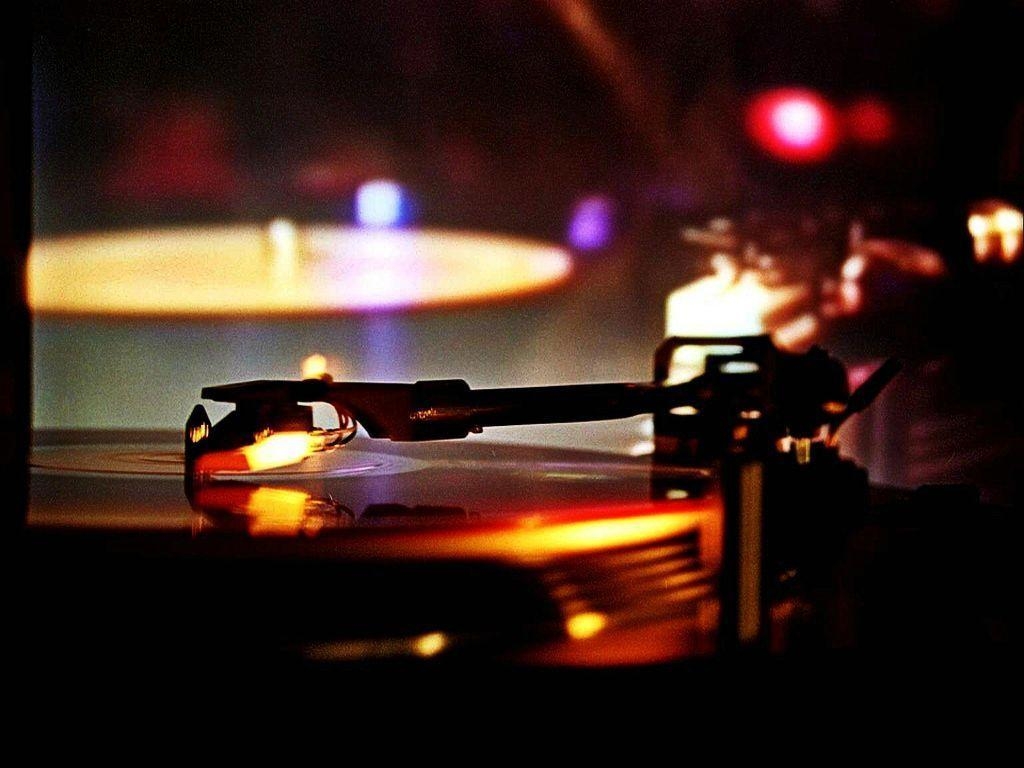 1030x770 Pioneer Turntable Wallpaper, Desktop