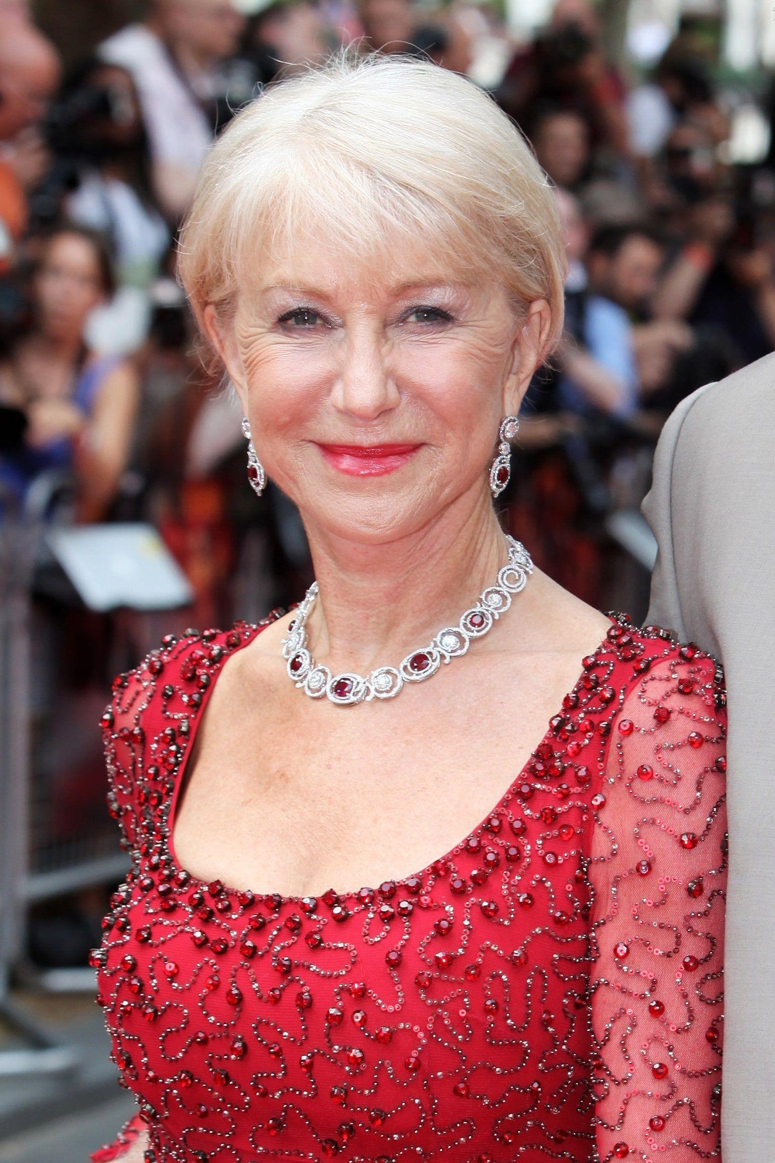 1540x2310 Helen Mirren HD Desktop Wallpaperwallpaper.net, Phone