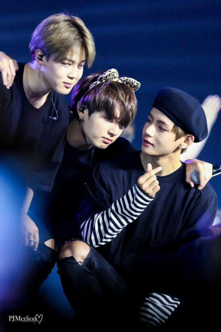 740x1110 BTS VMinKook Wallpaper❤. BTS. BTS, Bts maknae line, Bts, Phone