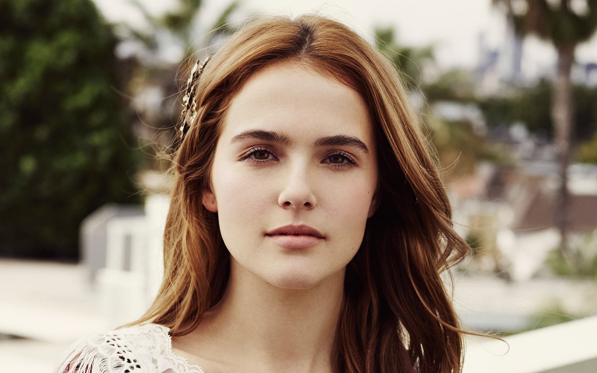 1920x1200 Zoey Deutch Wallpaper 55401  px, Desktop