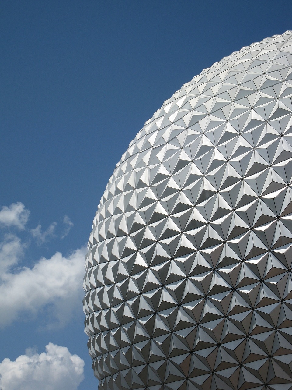 960x1280 Free Epcot & Disney Image, Phone