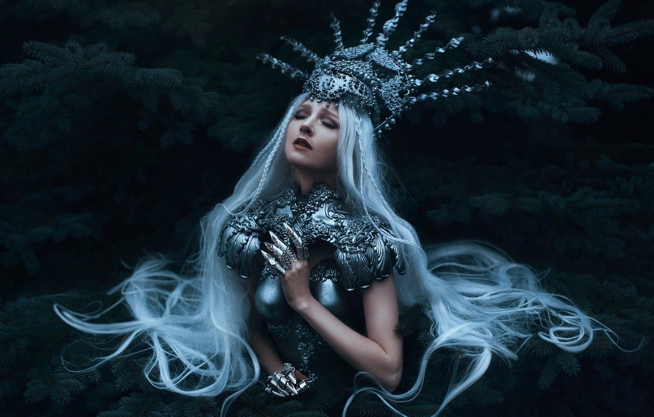 1340x850 Wallpaper girl, style, hair, crown, Queen, Maria Amanda Schaub, Bella Kotak, The Armoured Queen image for desktop, section стиль, Desktop