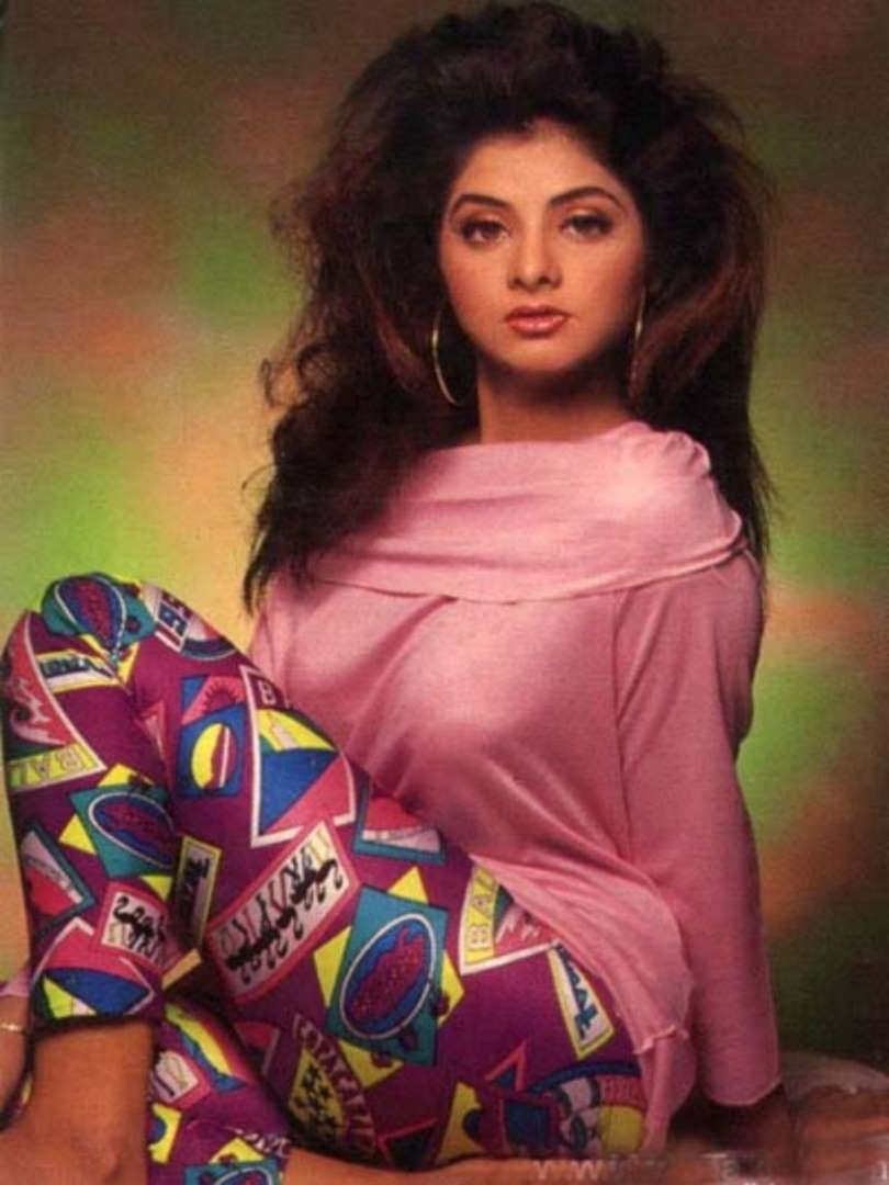 810x1080 Rare, unseen photo of Divya Bharti, Phone