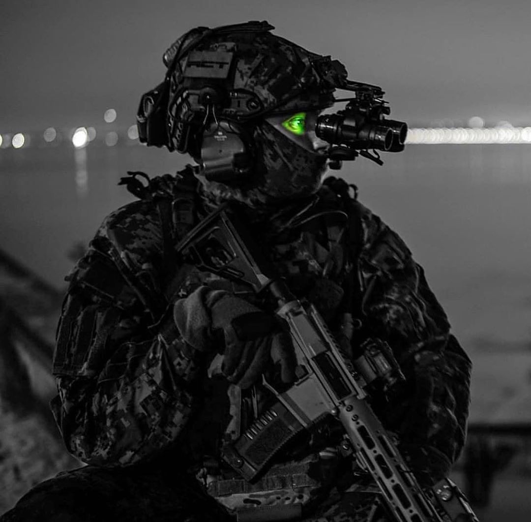 1080x1070 Airsoft Night Vision Wallpaper, Desktop