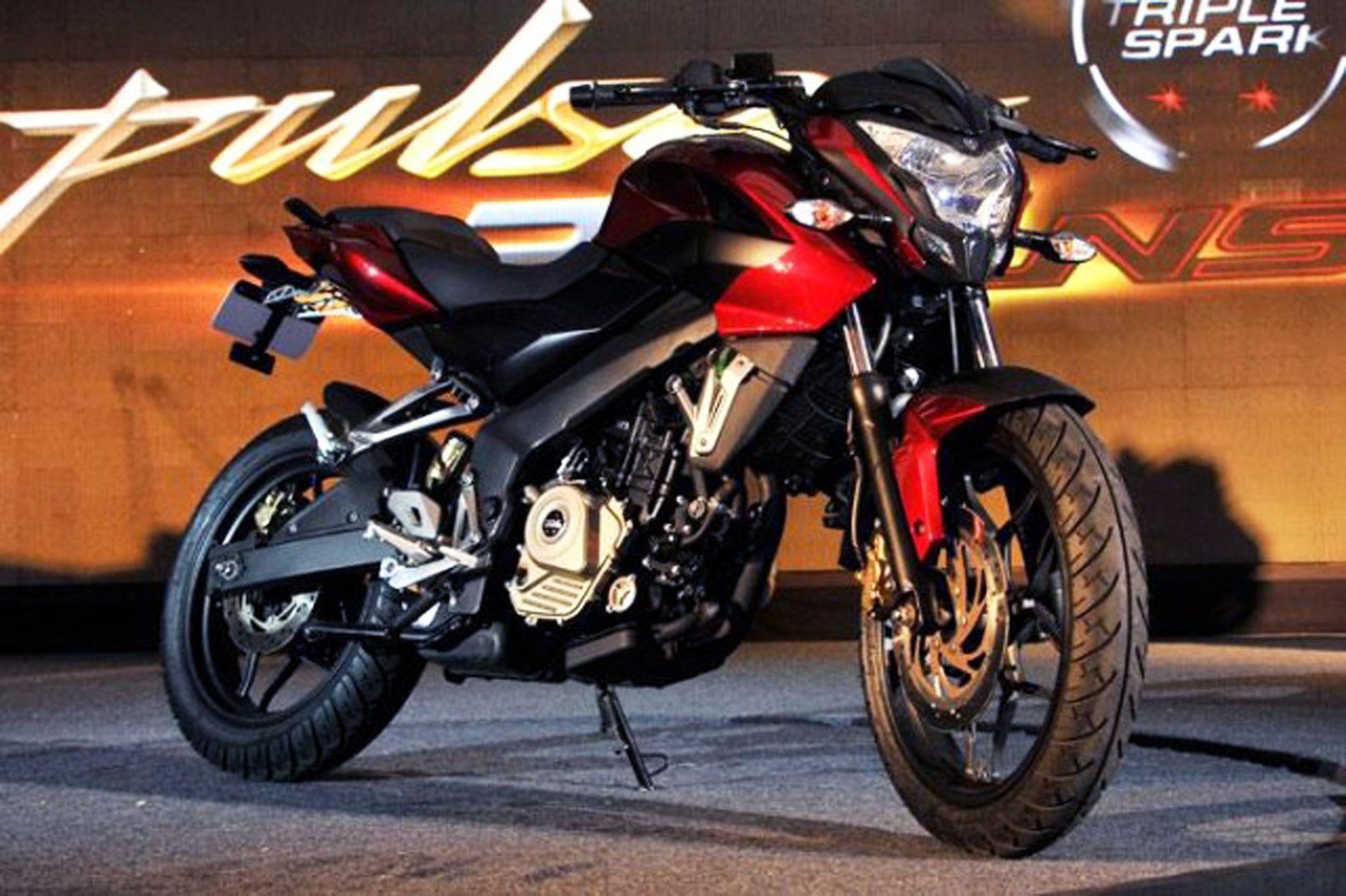 1920x1280 Bajaj Pulsar 200, Desktop