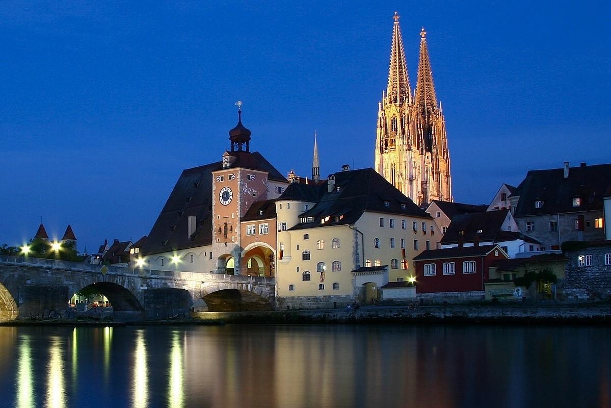 1200x800 Regensburg Tag wallpaper: Regensburg Illumination PM Unesco World, Desktop