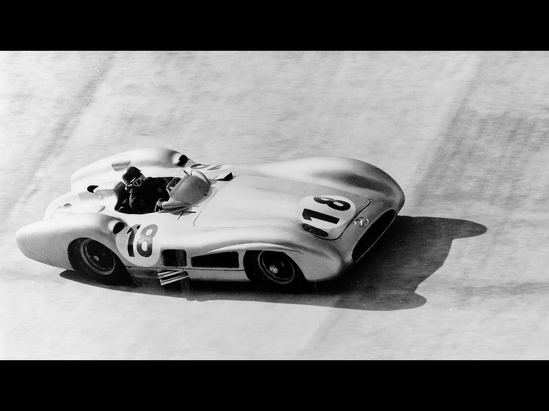 1920x1440 Mercedes Benz And Juan Manuel Fangio Italian Grand Prix, Desktop