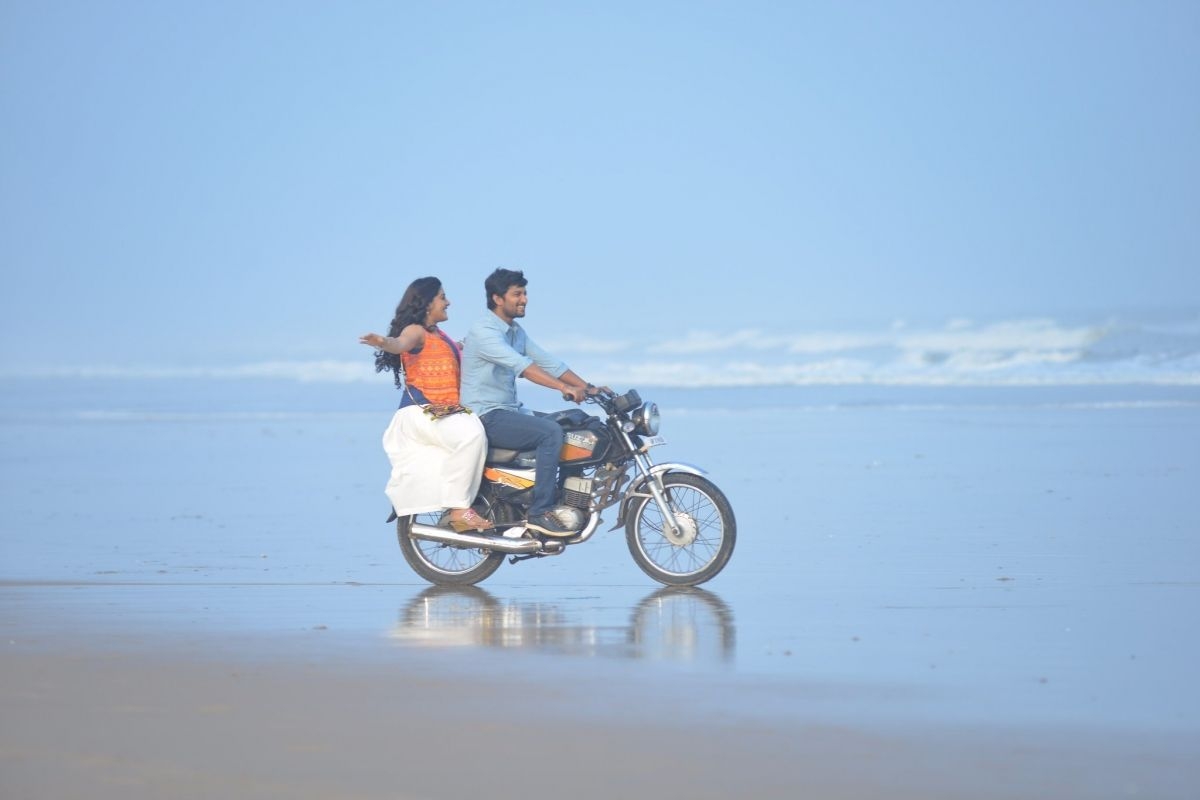 1200x800 Ninnu Kori movie review and ratings by audience updates Nani, Nivetha Thomas and Aadhi Pinisetty, Desktop