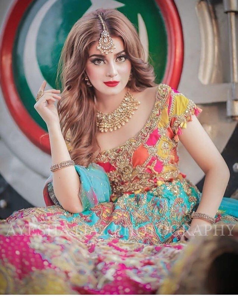 800x1000 Fashion Freak: Alizeh Shah recent photo shoot, Phone