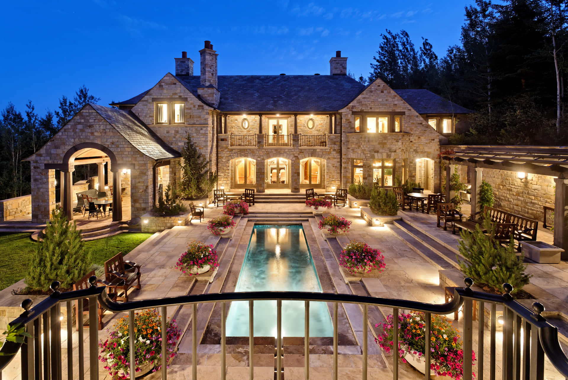 1920x1290 Luxury House Wallpaper, Desktop