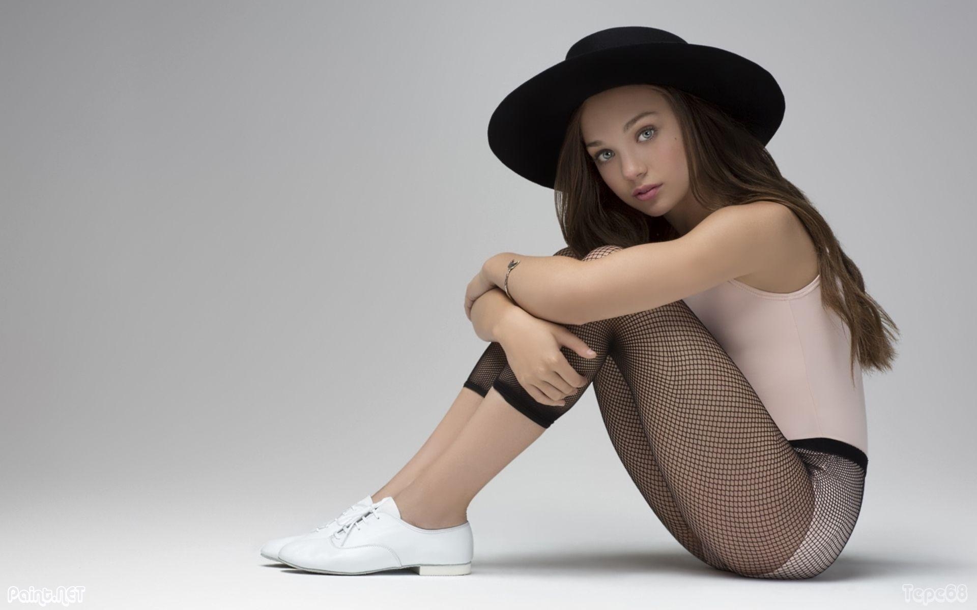 1920x1200 Contact Maddie Ziegler, Desktop