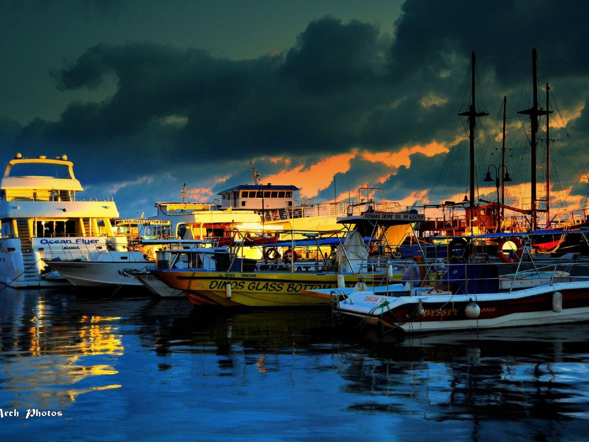 1920x1440 Paphos Waterfront, Late evening, Desktop