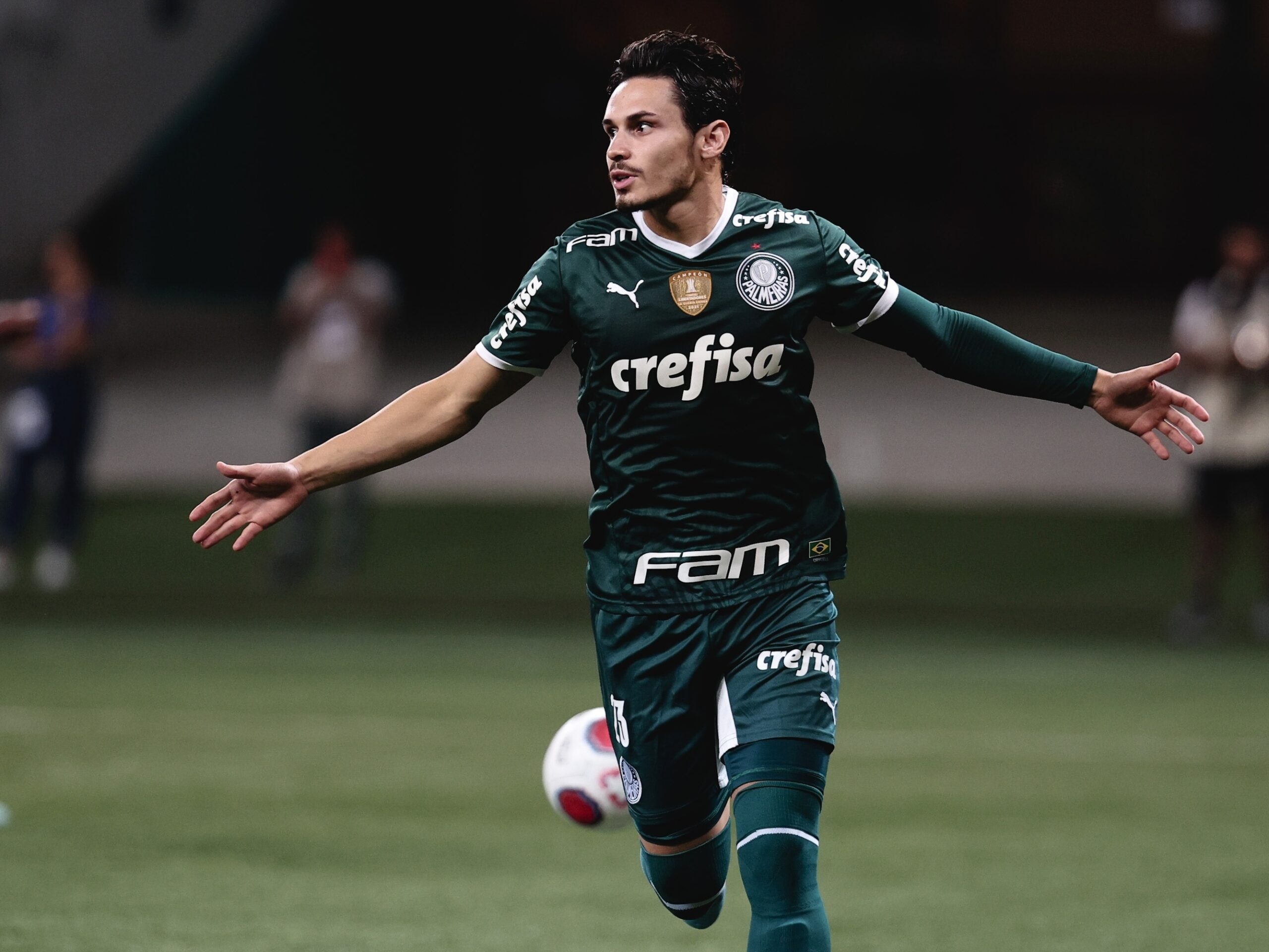 2560x1920 Números de Raphael Veiga, do Palmeiras, impressionam do Futebol, Desktop