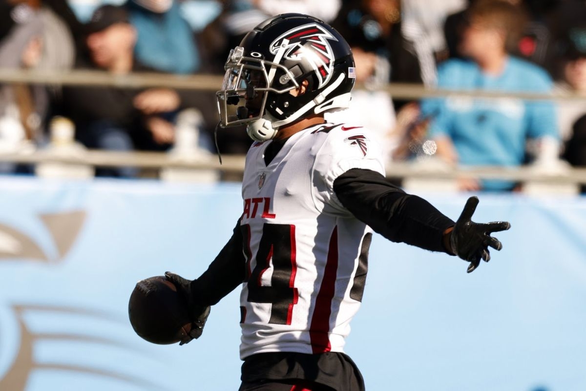 1200x810 Everybody's Coming Together': Atlanta Falcons CB A.J. Terrell Excited To Work With New Defensive Faces Illustrated Atlanta Falcons News, Analysis and More, Desktop