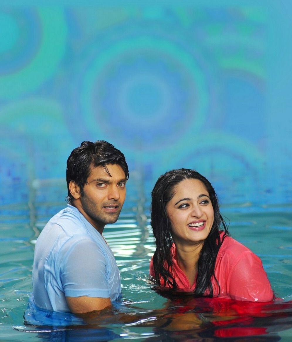 1000x1170 Anushka Shetty. Movie Photo, Movie Couples, Ninnu Kori Movie, Phone