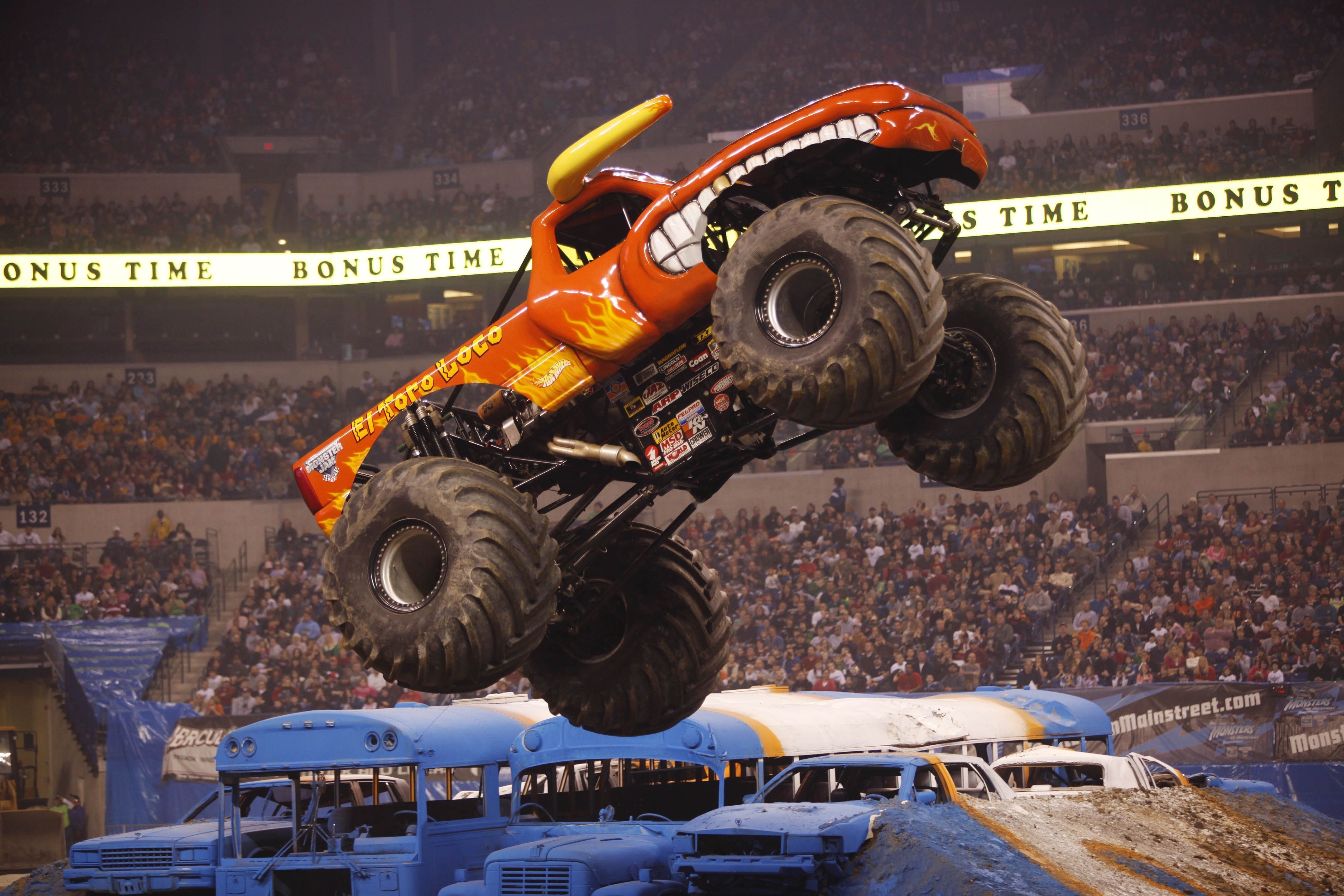 4260x2840 Toro Loco Song Monster Jam, Desktop