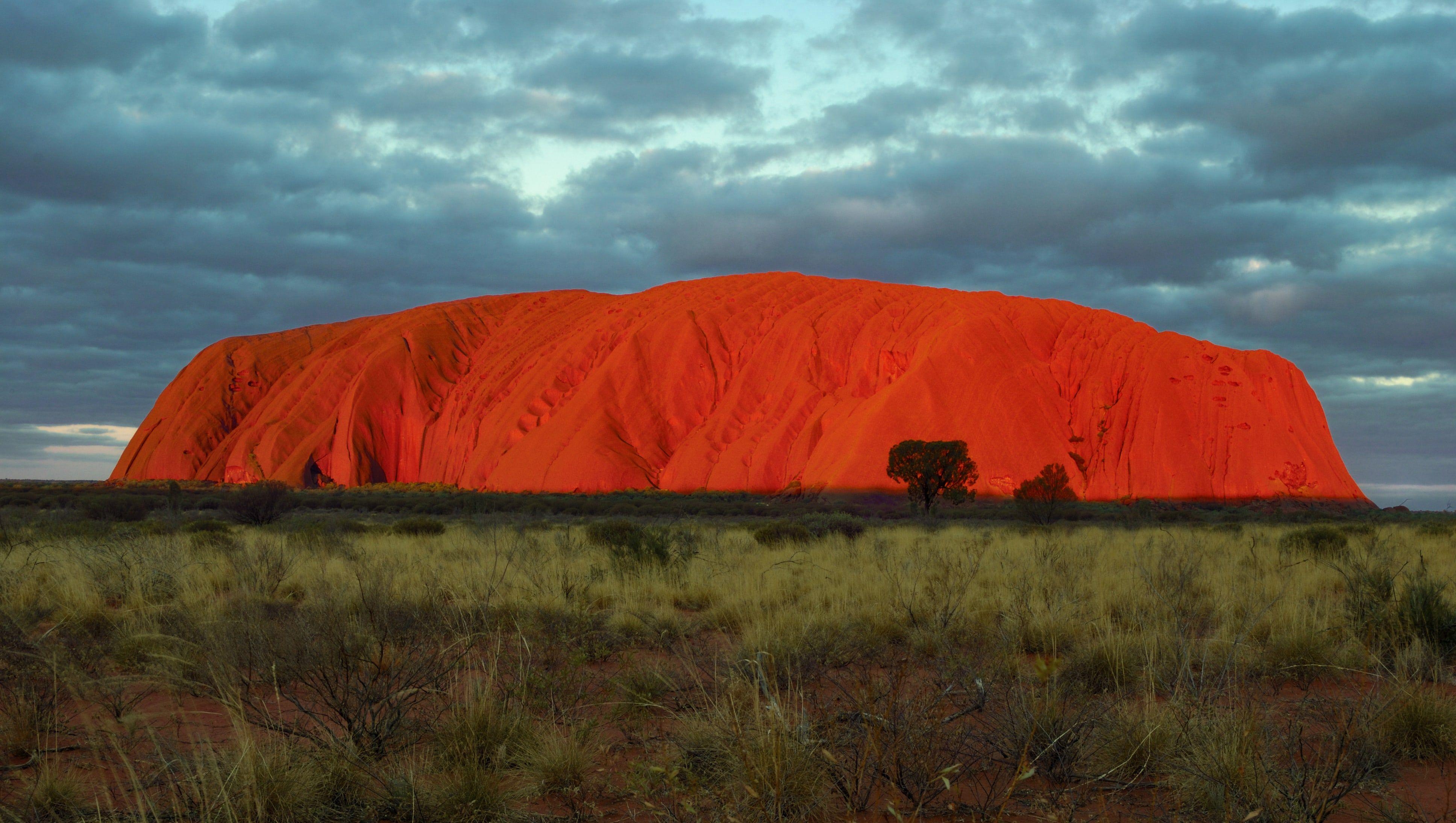 3880x2190 Uluru One Day Tour, Desktop