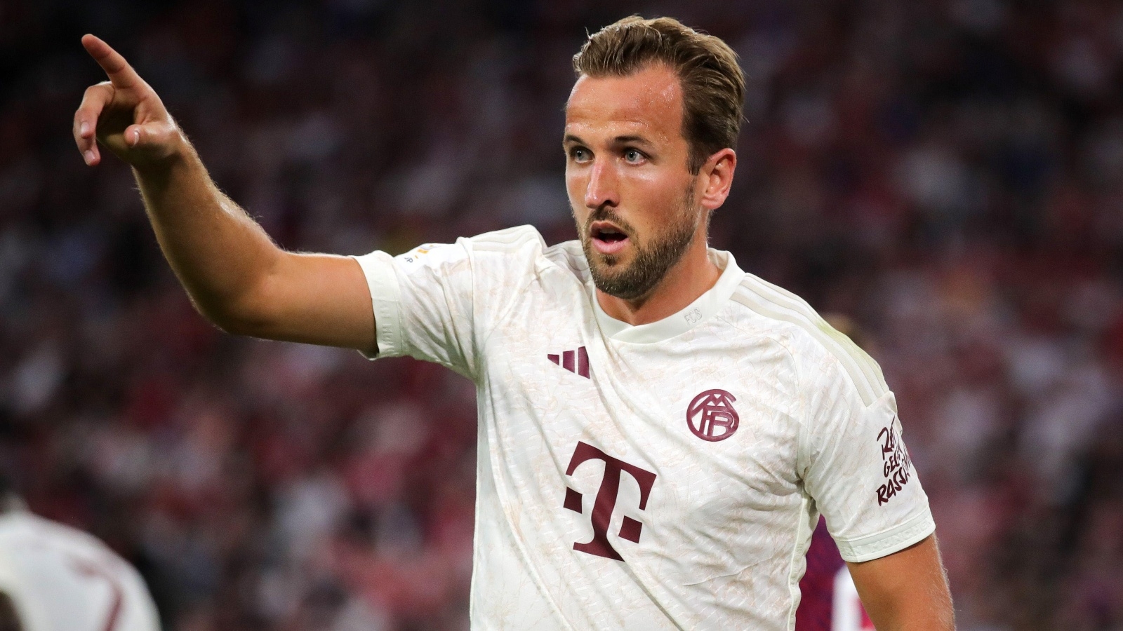 1600x900 Harry Kane's debut for Bayern Munich, Desktop