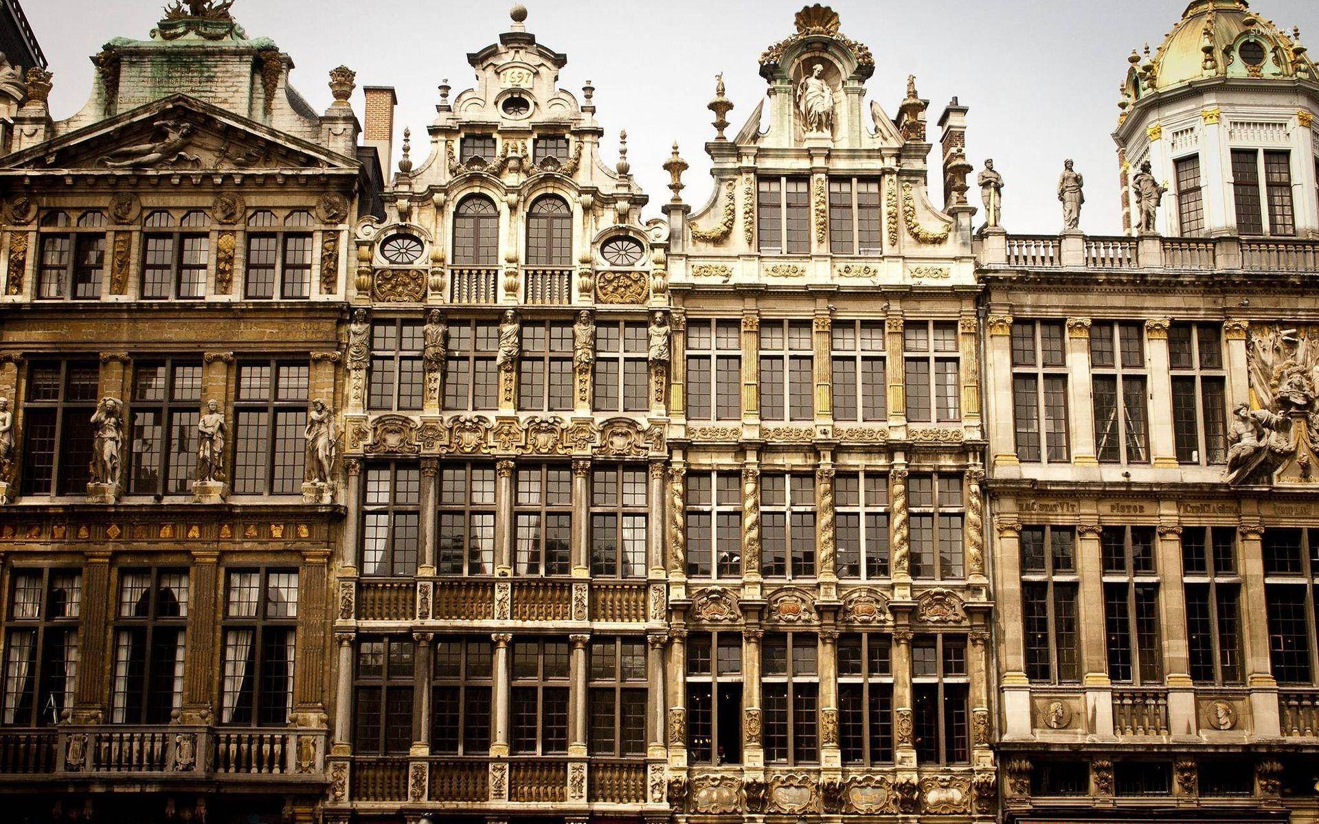 1920x1200 Statues on the Brussels Town Hall wallpaper wallpaper, Desktop