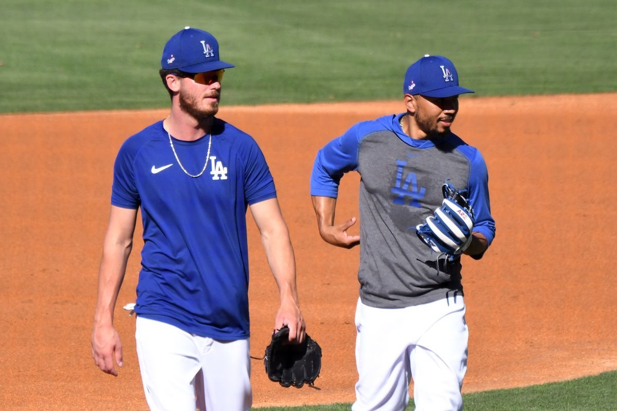 1200x800 Dodgers News: Cody Bellinger & Mookie Betts Home Run Over Under Totals Blue LA, Desktop