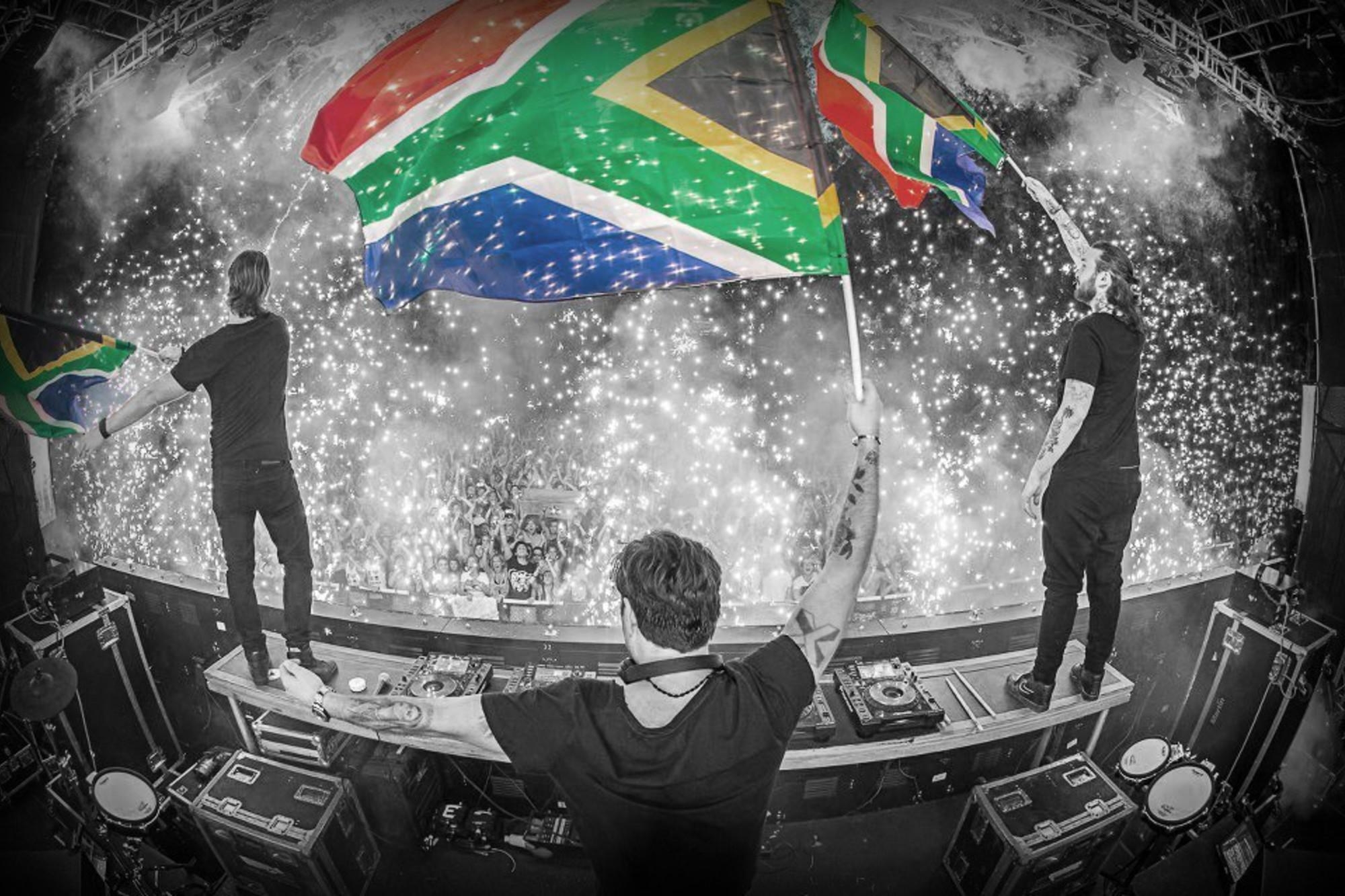 2000x1340 Music party mafia swedish south africa concert house wallpaper, Desktop