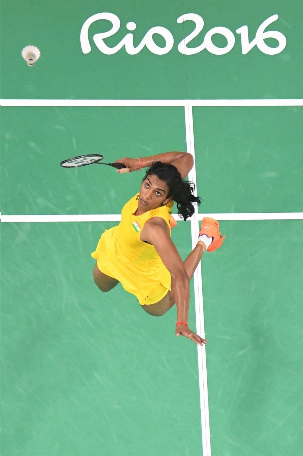 1000x1510 Badminton Ace P.V.Sindhu HD Photo is too hot to handle. Yup, Phone