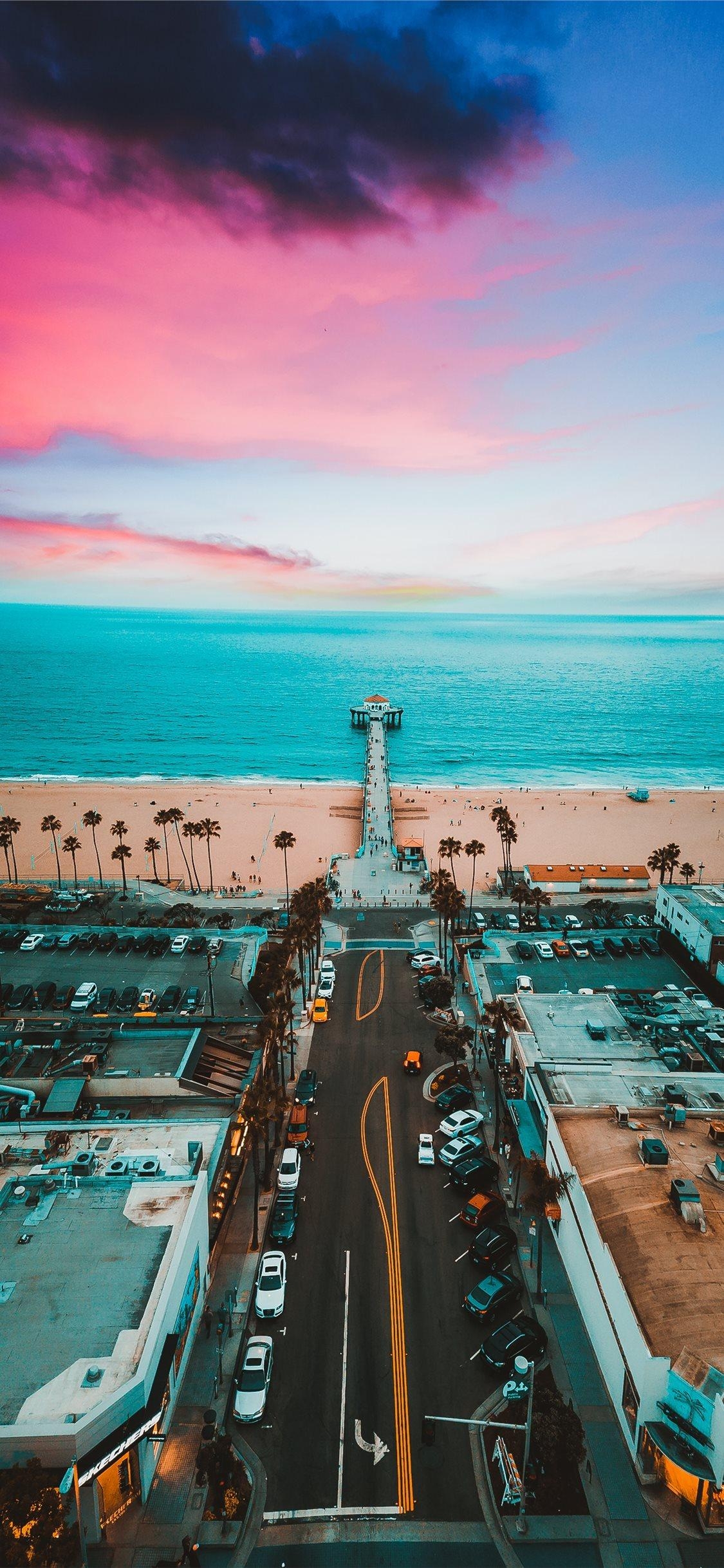 1130x2440 Manhattan Beach Pier iPhone 8 Wallpaper Download. iPhone Wallpaper, Phone