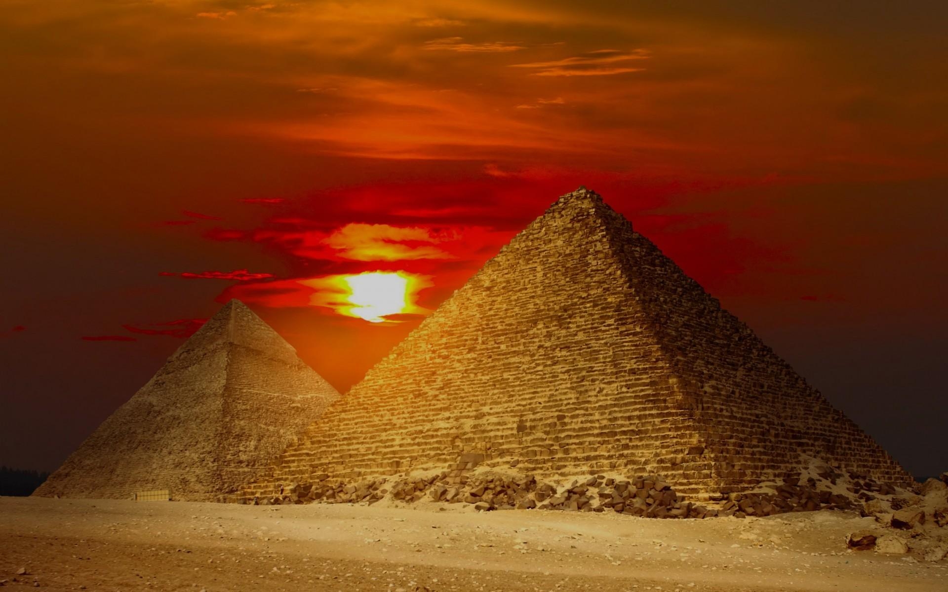 1920x1200 Giza Pyramids Wallpaper background picture, Desktop