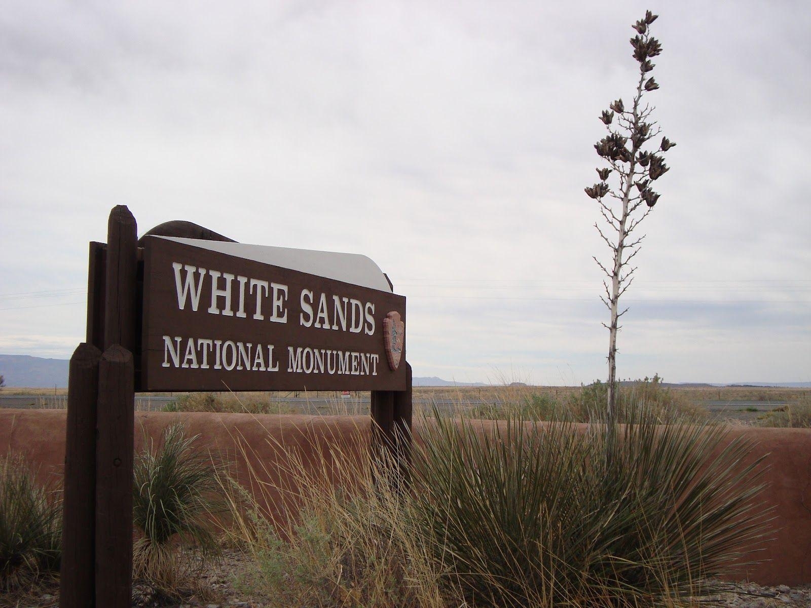 1600x1200 Destination: White Sands National Monument, Alamogordo, New Mexico, Desktop