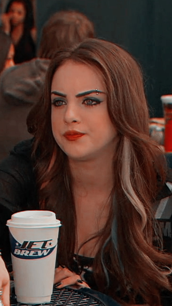 720x1280 Liz Gillies Stuff, Phone