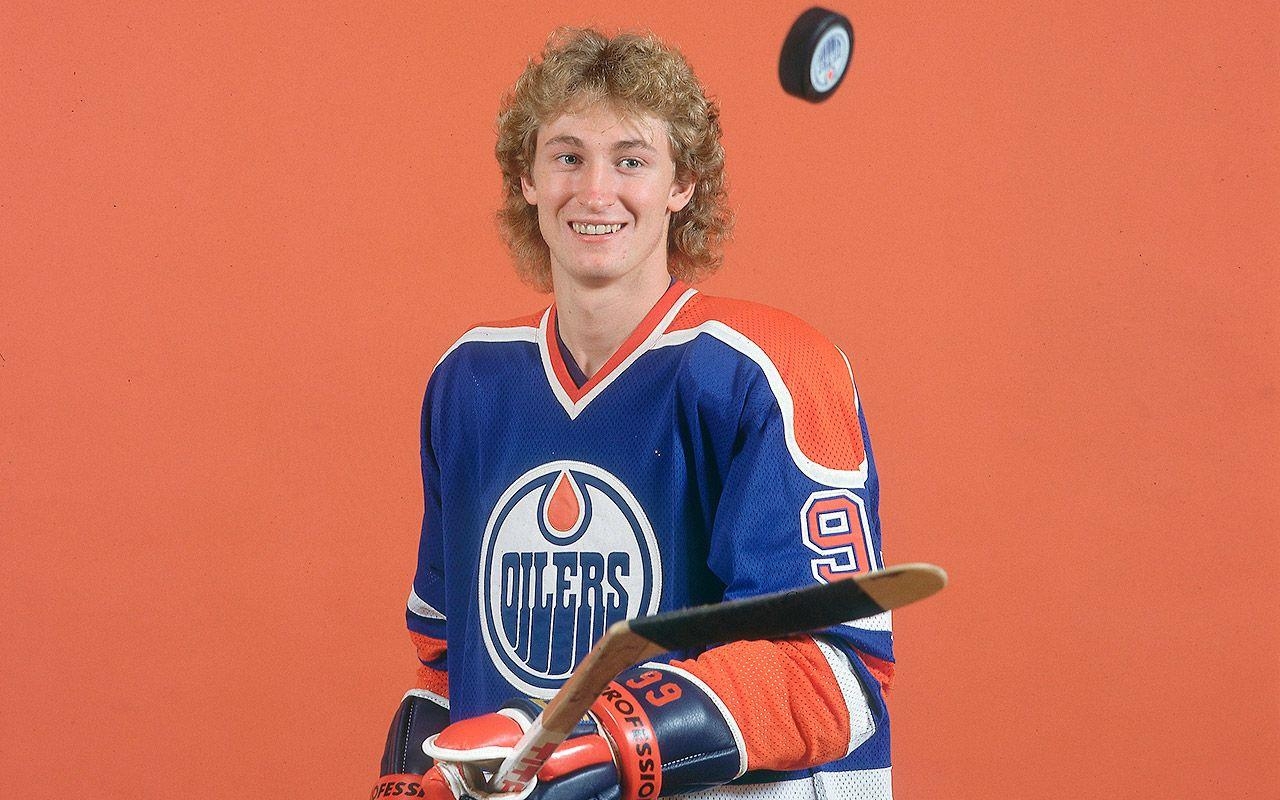 1280x800 Wayne Gretzky is without question the NHL's top player - at 20, Desktop