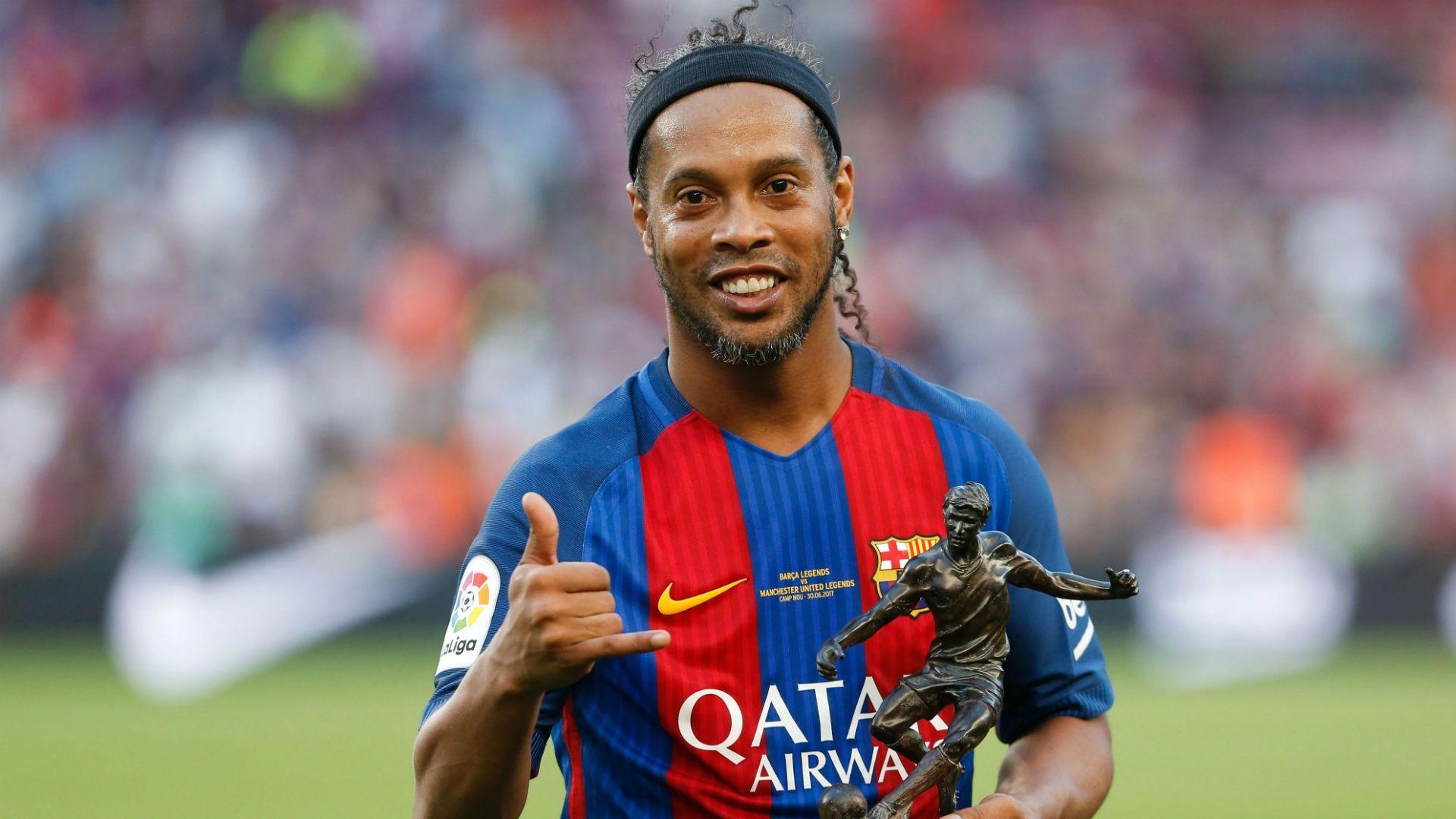 1920x1080 Former Brazil and Barcelona star Ronaldinho to officially retire, Desktop