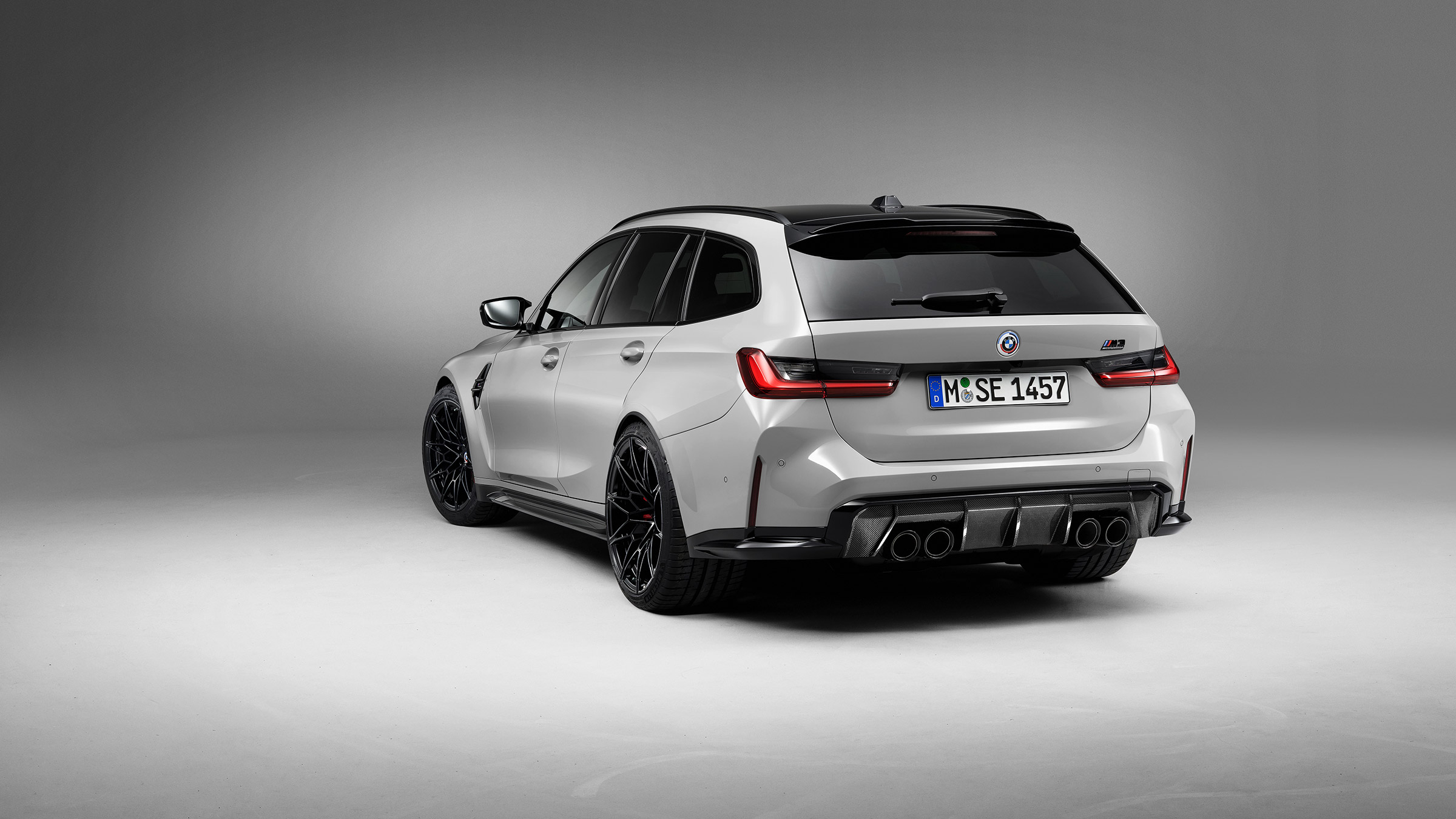 2400x1350 2022 BMW M3 Touring revealed, Desktop