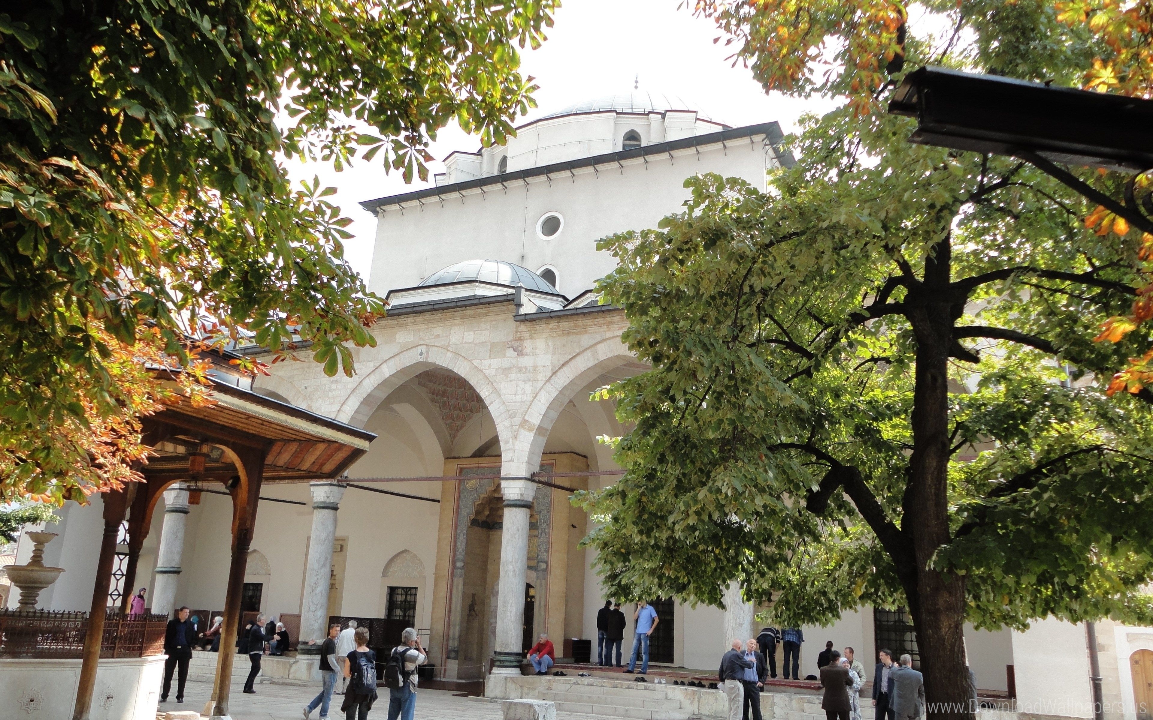 3840x2400 4K Ultra HD 16:10., Gazi Husrev Beg's Mosque, Desktop