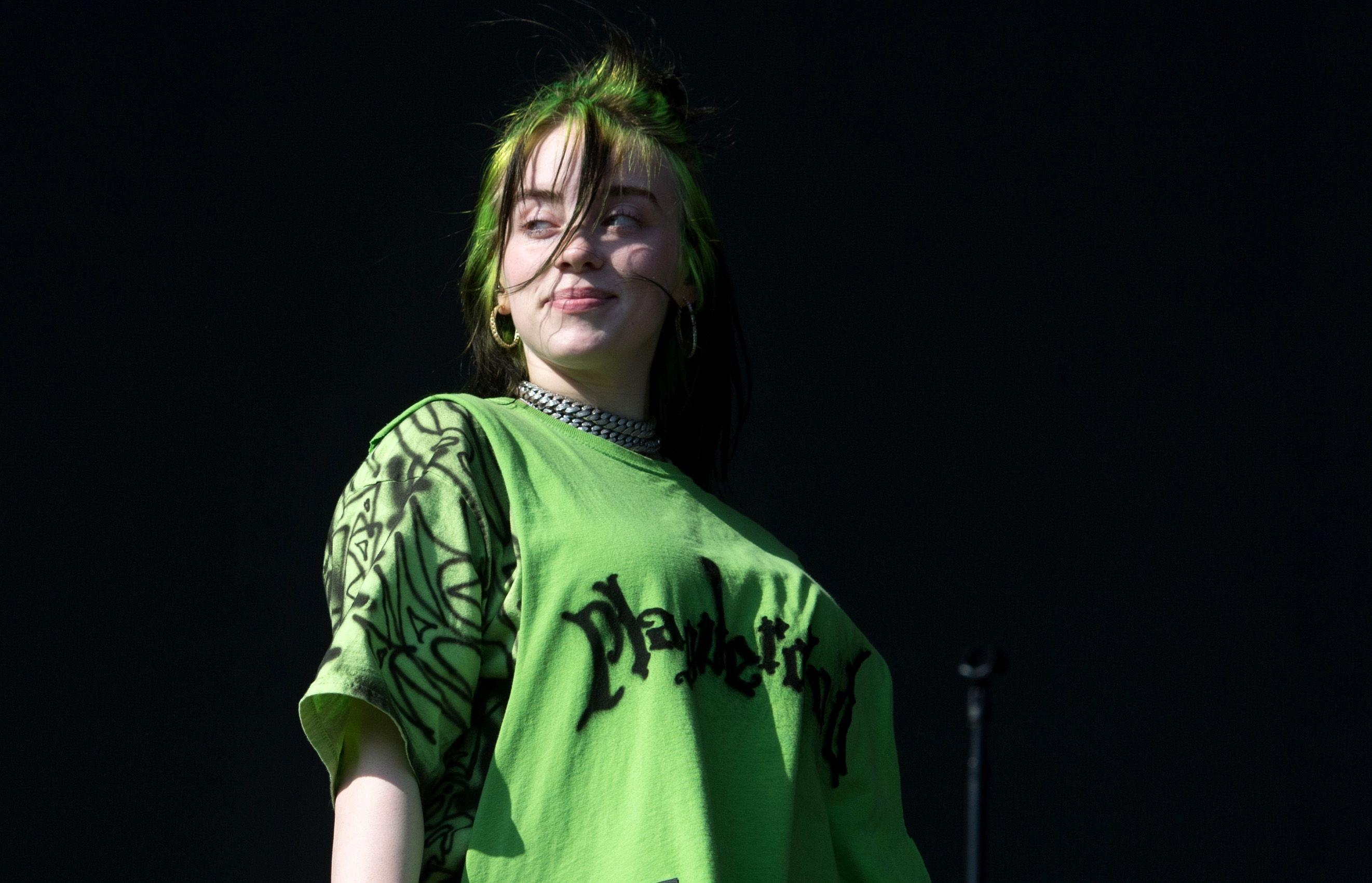 2650x1700 Billie Eilish Smiling Picture Eilish Instagram, Desktop