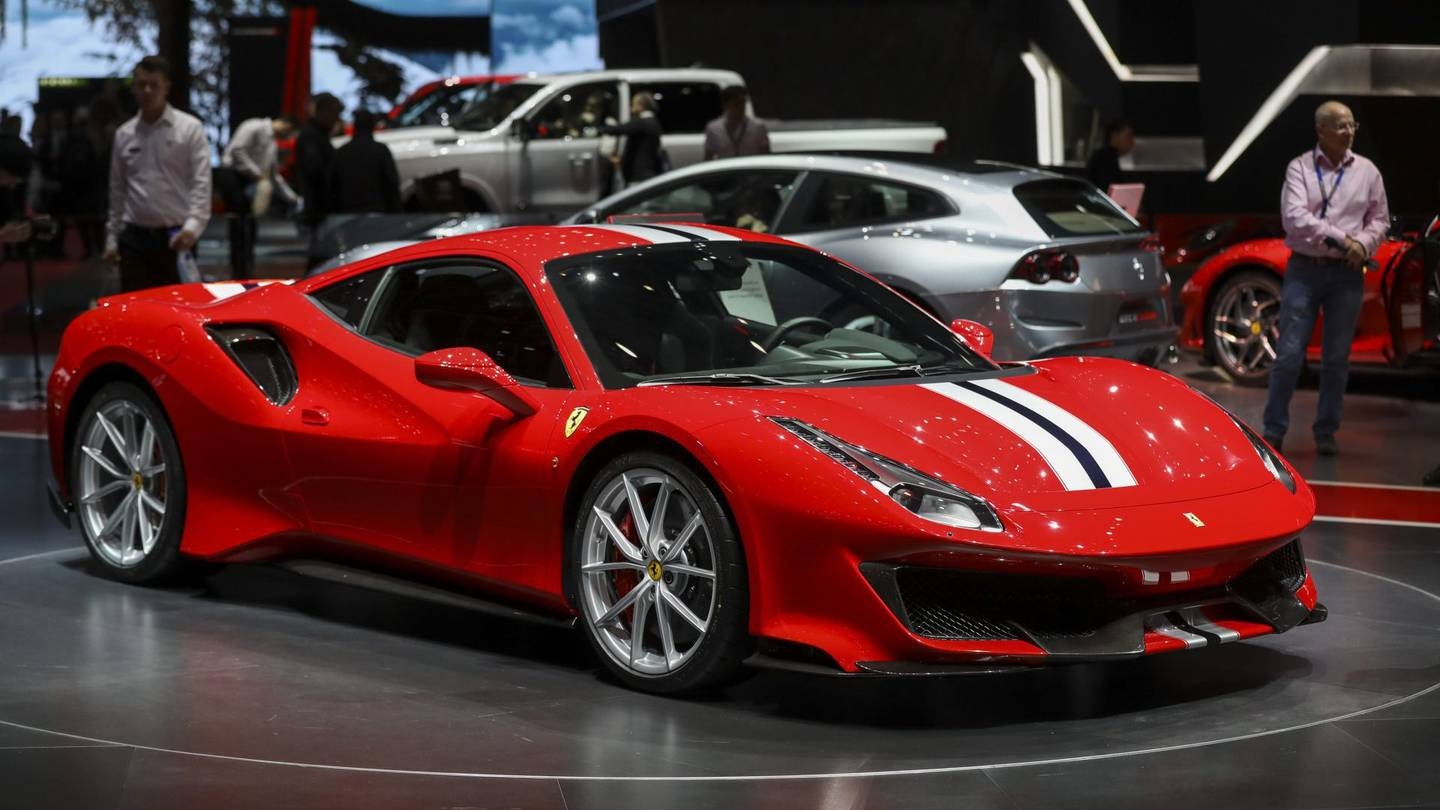 1440x810 Watch the Ferrari 488 Pista Get Thrashed, Desktop